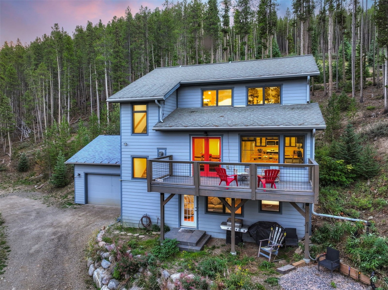 712 High Point Drive — photo