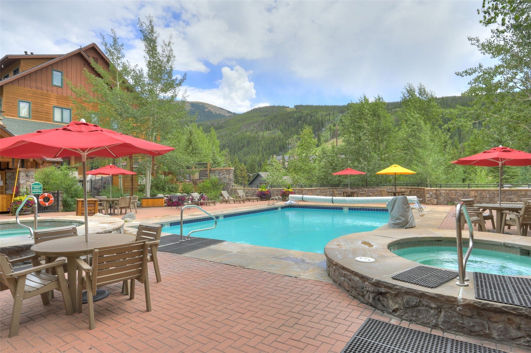 140 IdaBelle Drive 8254 — photo