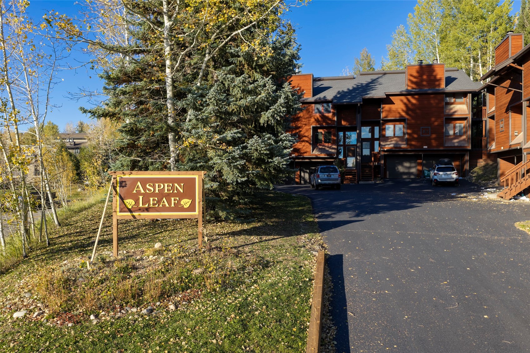 2540 Apres Ski Way Unit B1 — photo