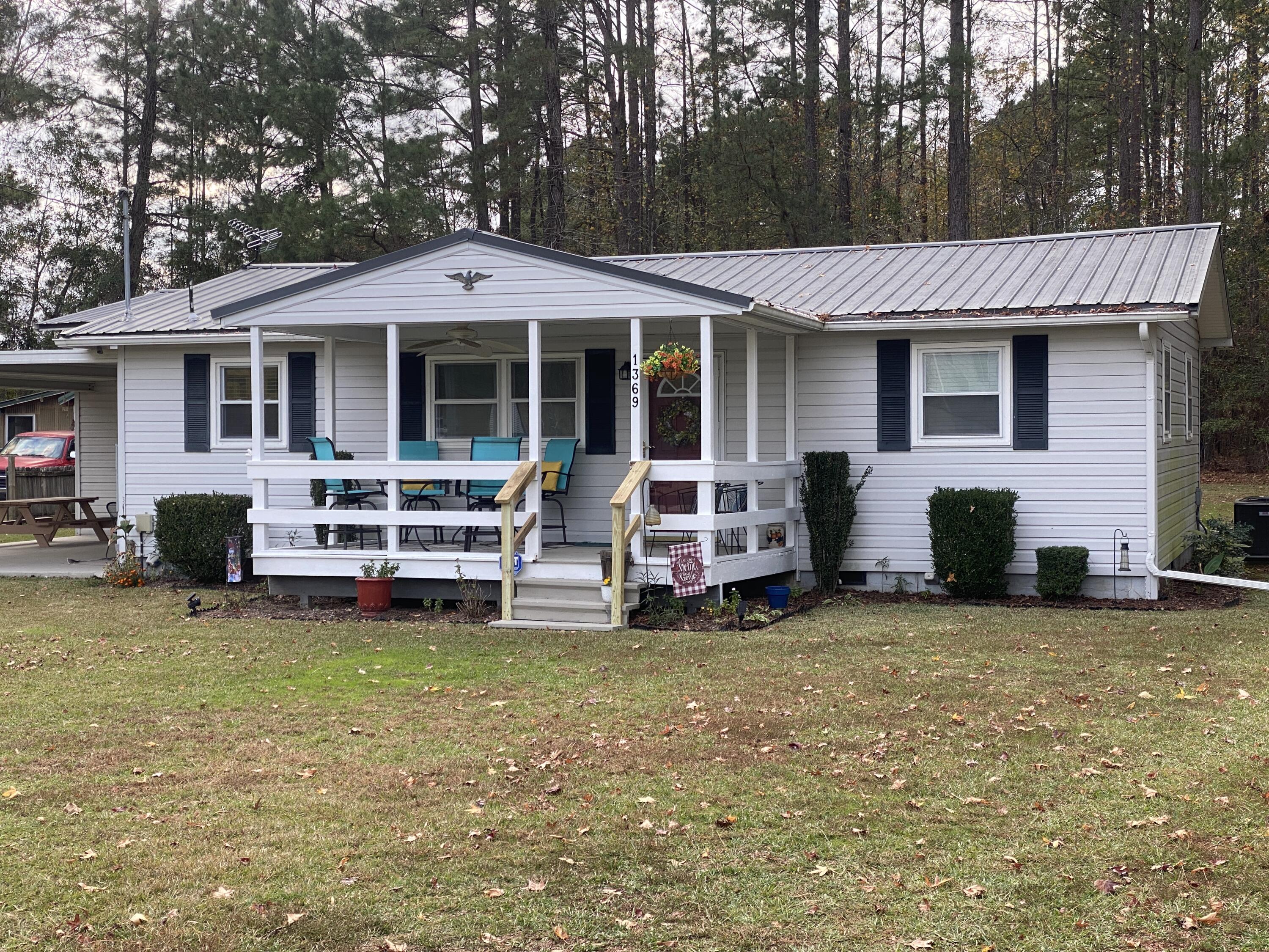 1369 Gin Pond Drive — photo