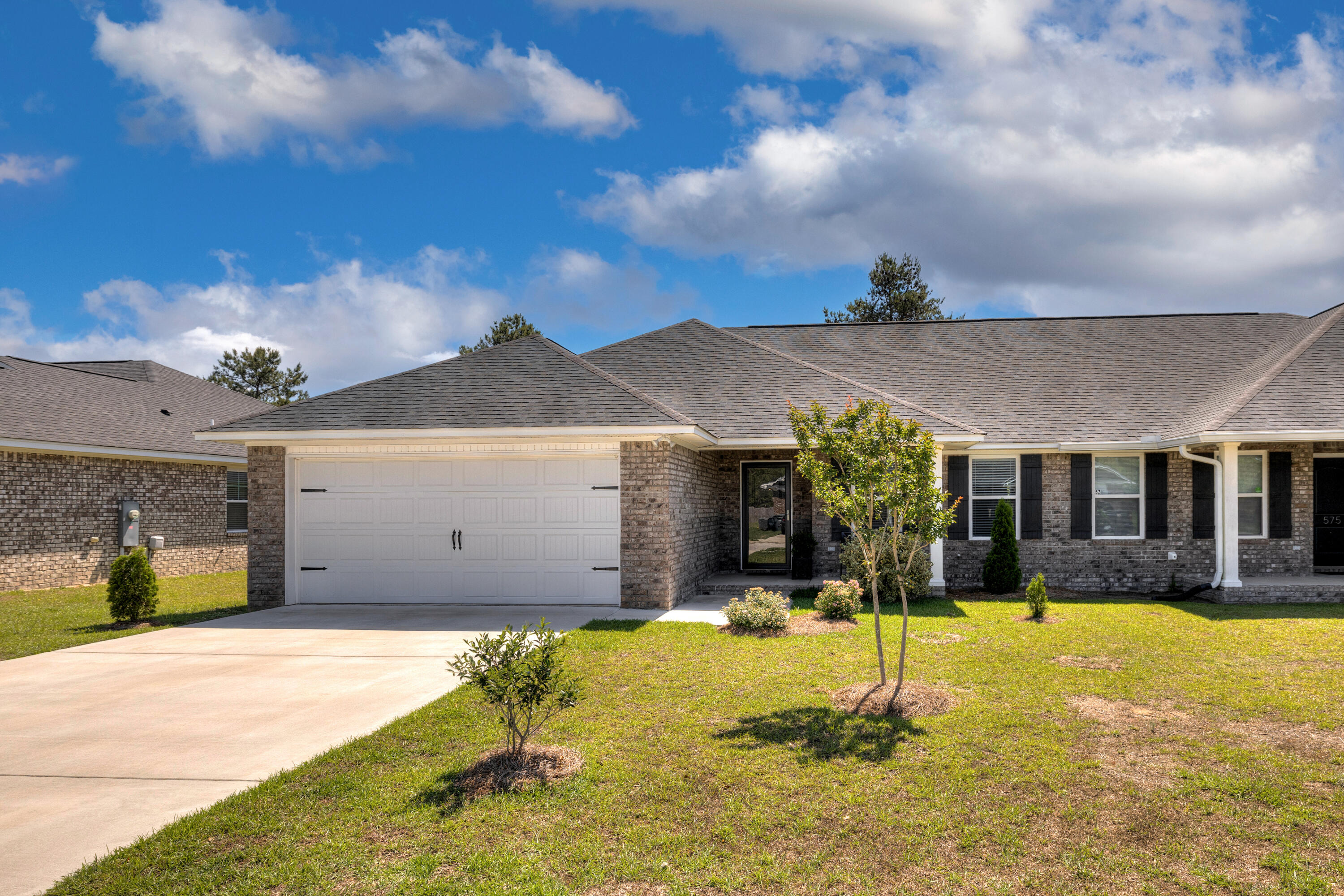577 Brushwood Drive — photo
