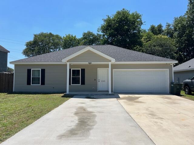 1195 Floyd Drive — photo