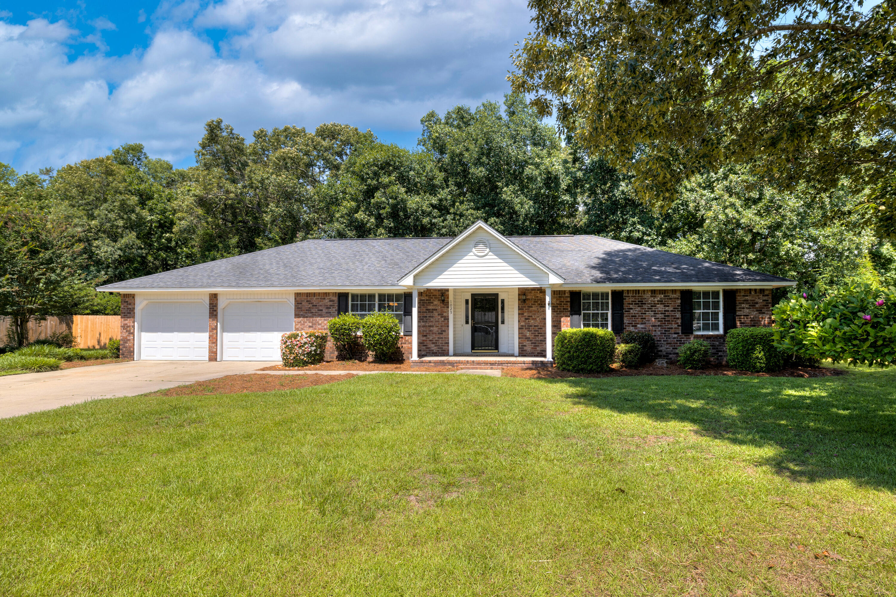 1025 Waterway Drive — photo