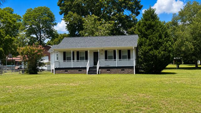 1120 Dove Lane — photo