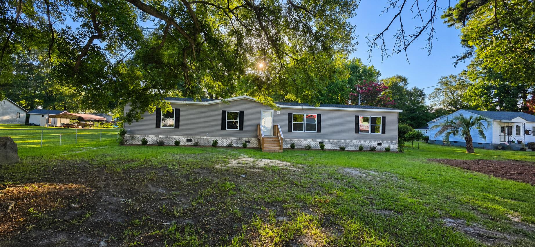1284 Pocahontas Circle — photo