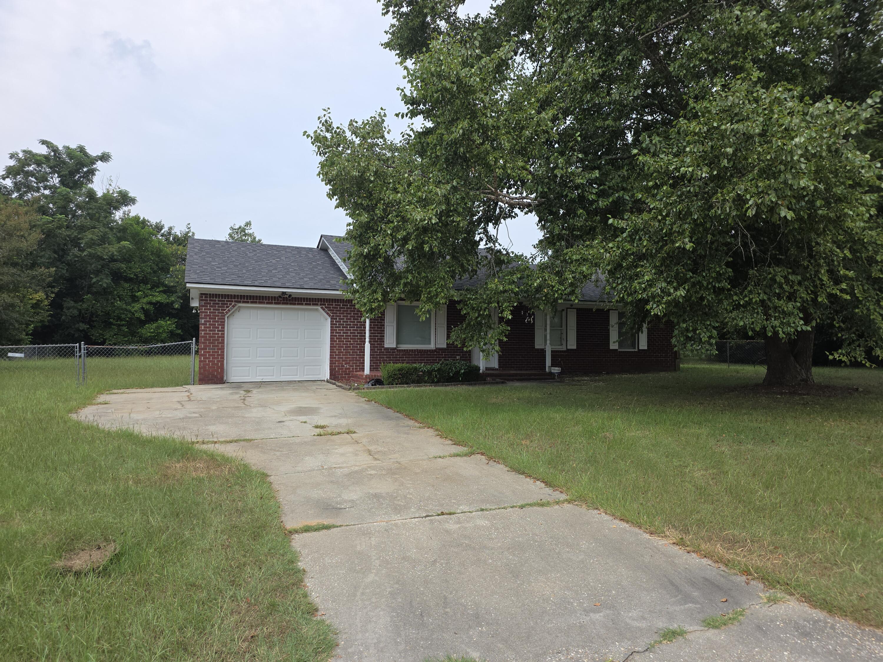 110 Annie Court — photo