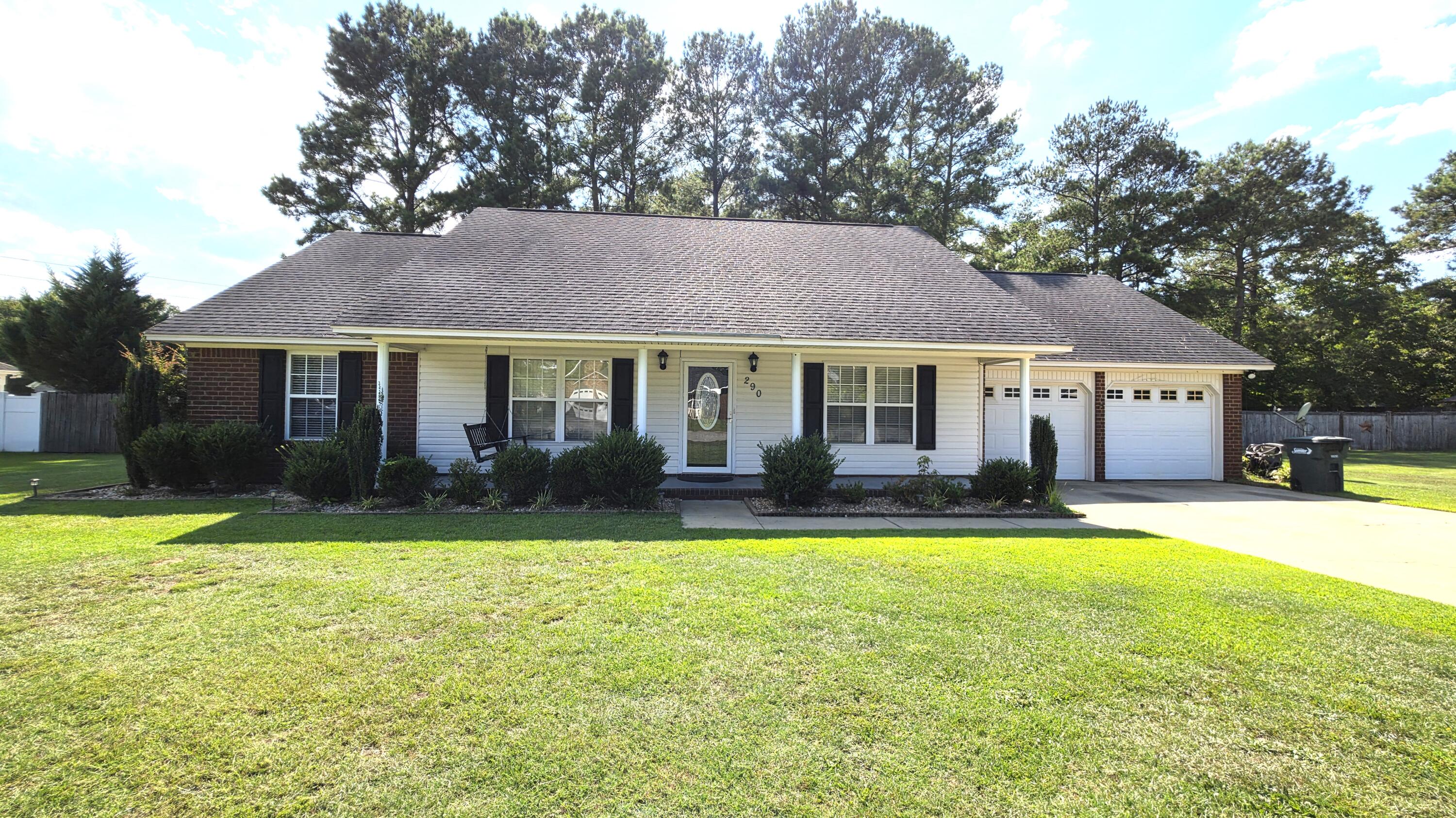 290 Trillium Lane — photo