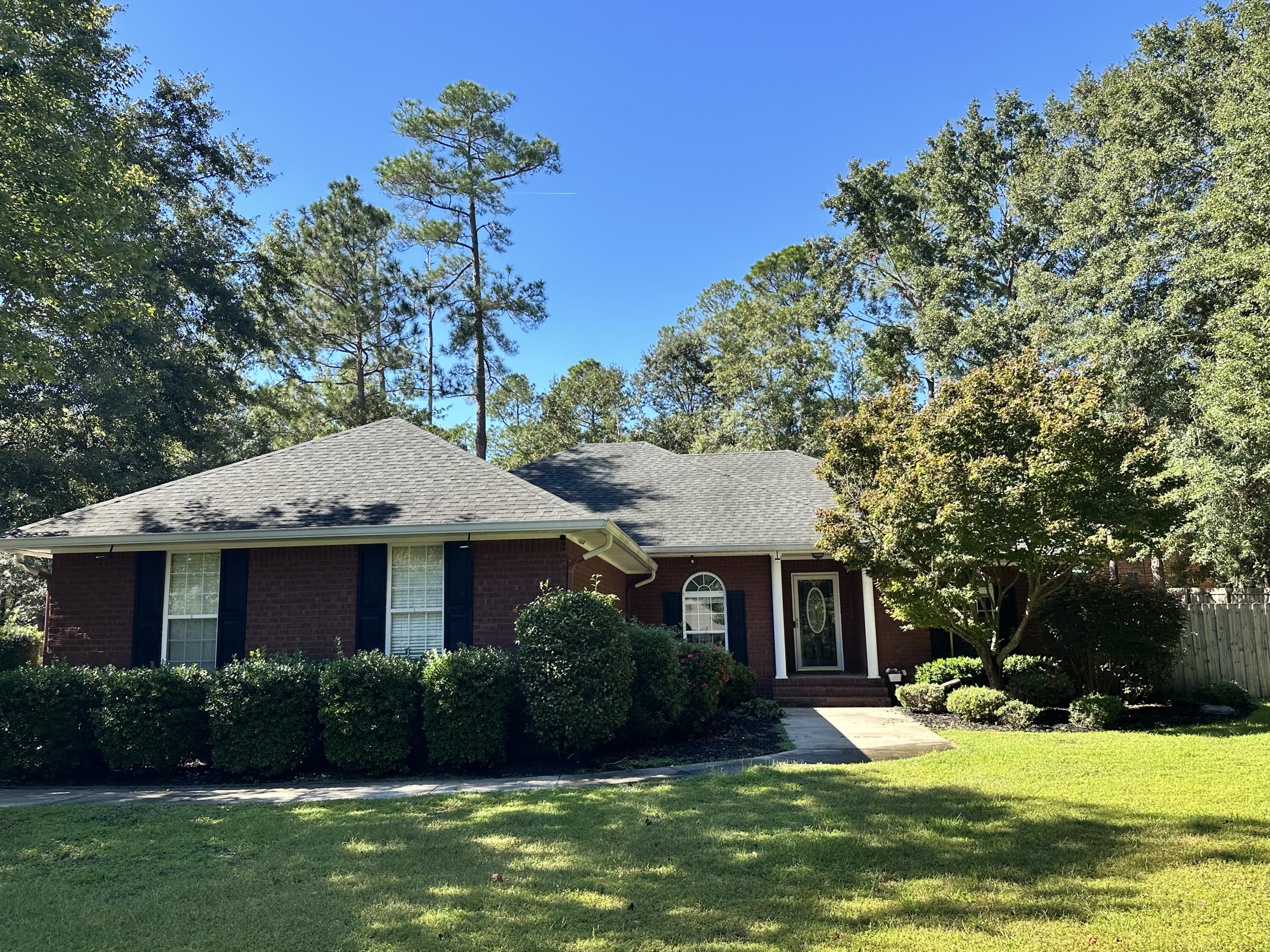 2595 Maidenhair Lane — photo