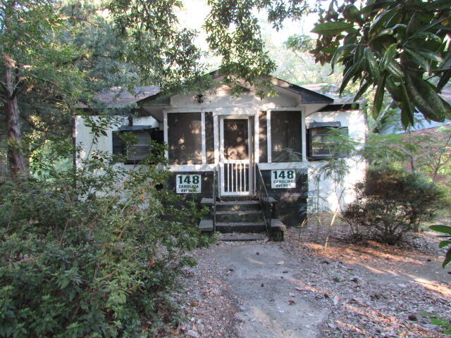 148 Carolina Avenue — photo