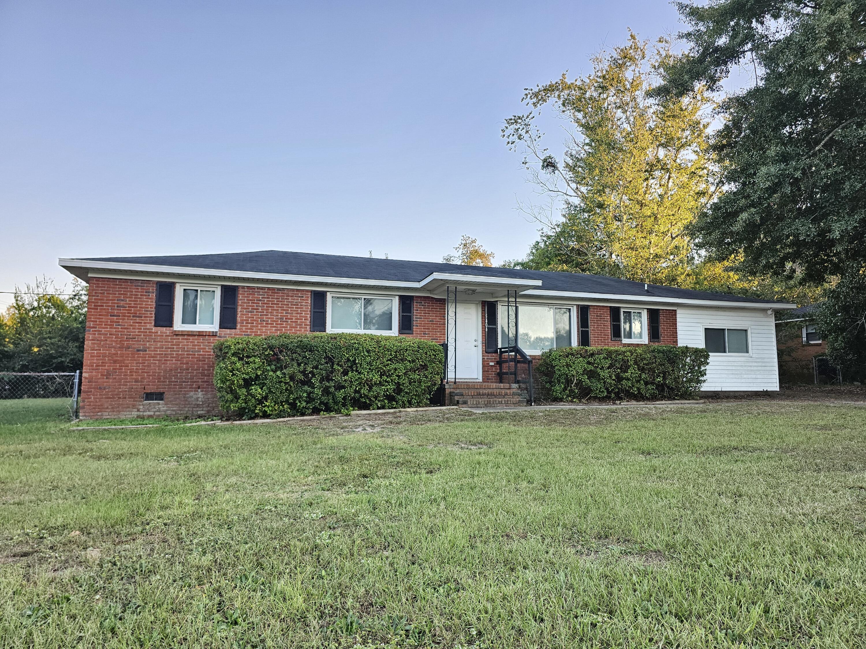 5404 Plantation Drive — photo