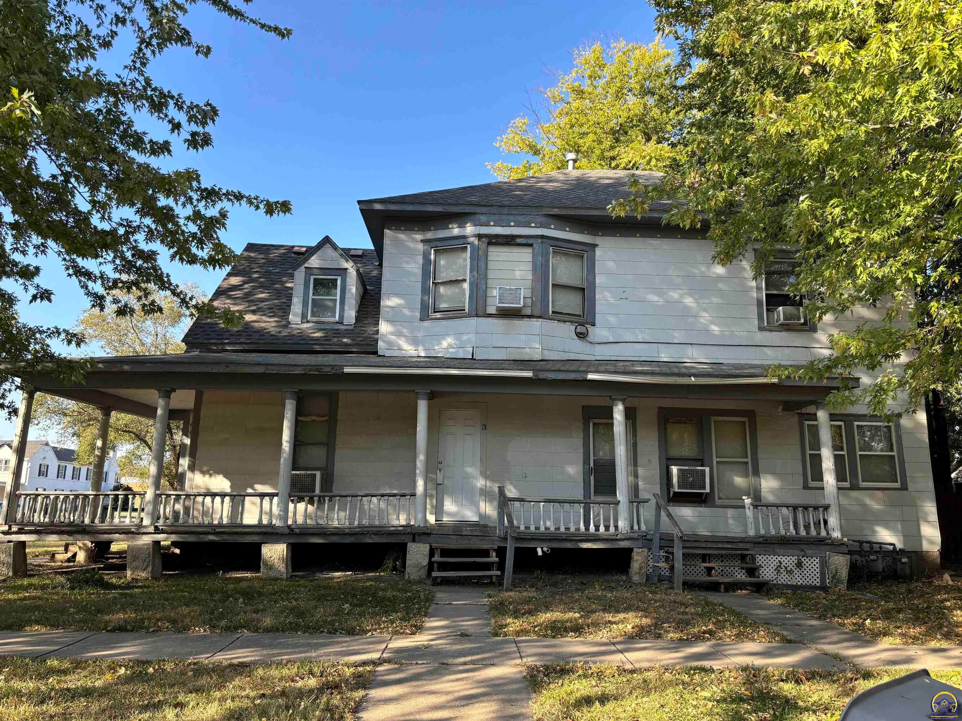 502 Neosho St — photo