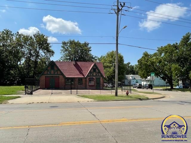 1700 SW Buchanan St — photo