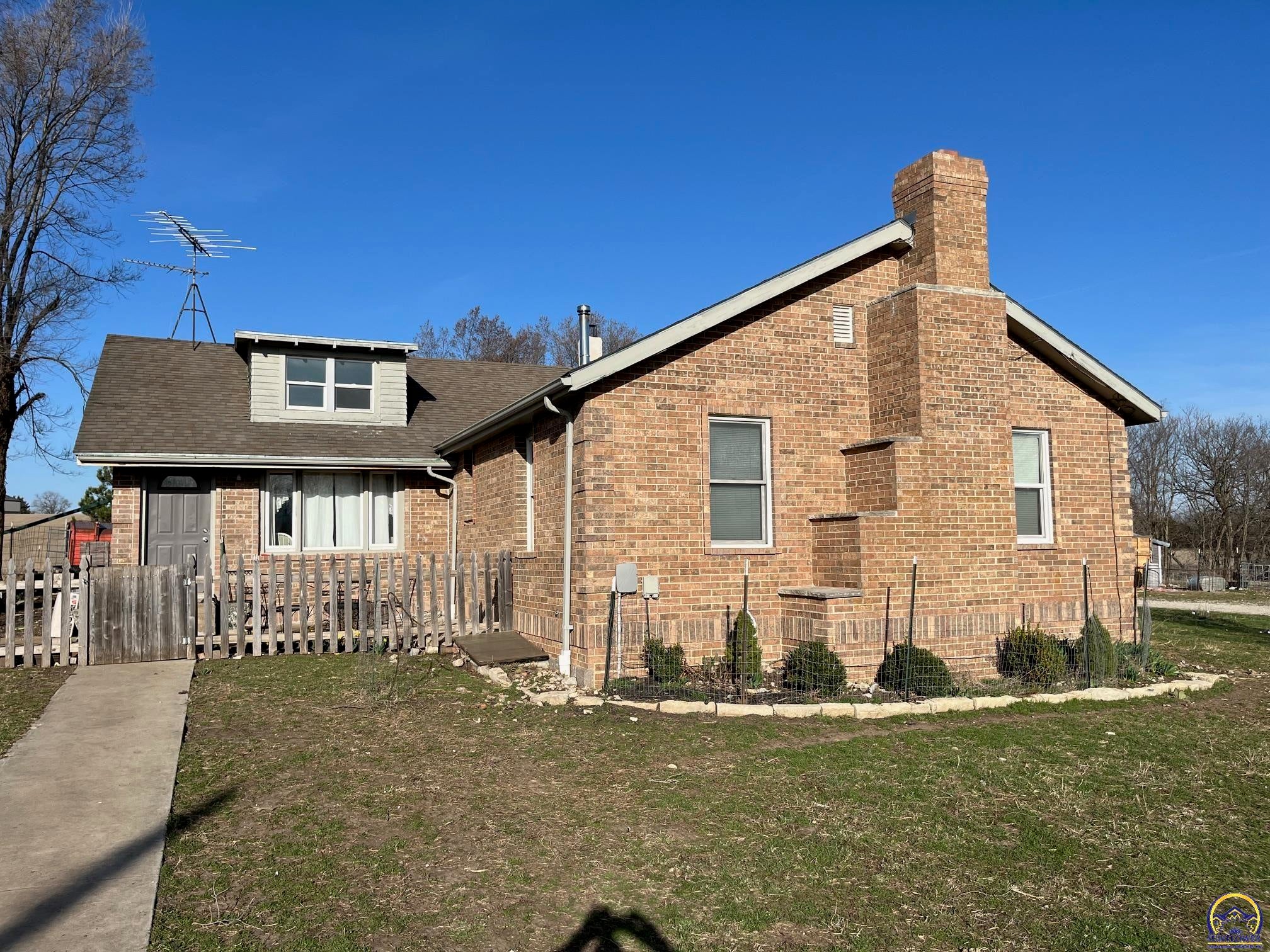 28175 Pleasant Ridge Rd — photo