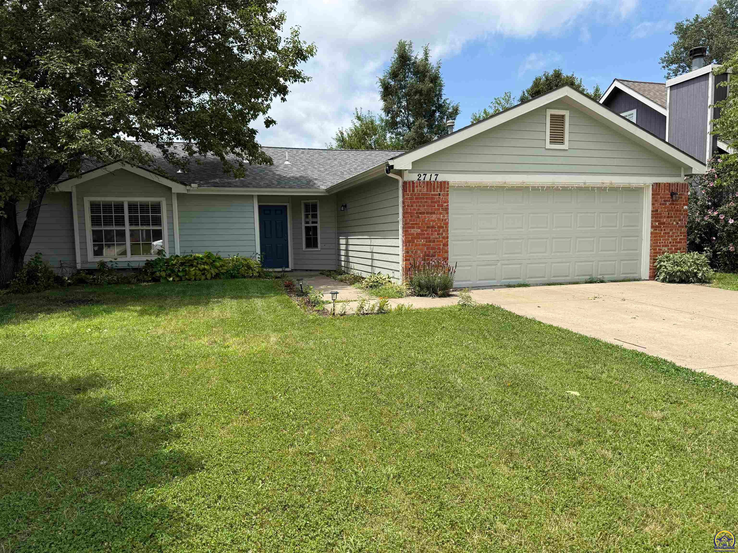 2717 Wildflower Drive — photo