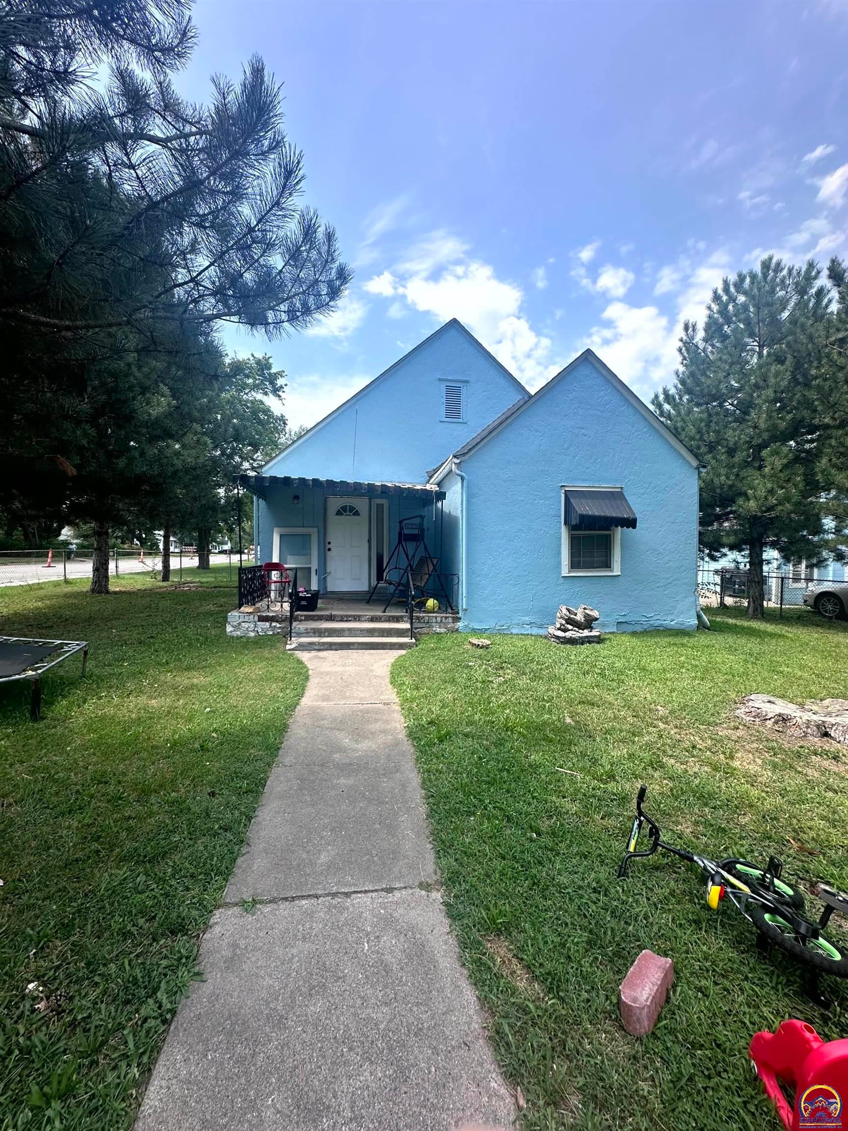 2845 SE Michigan Ave — photo