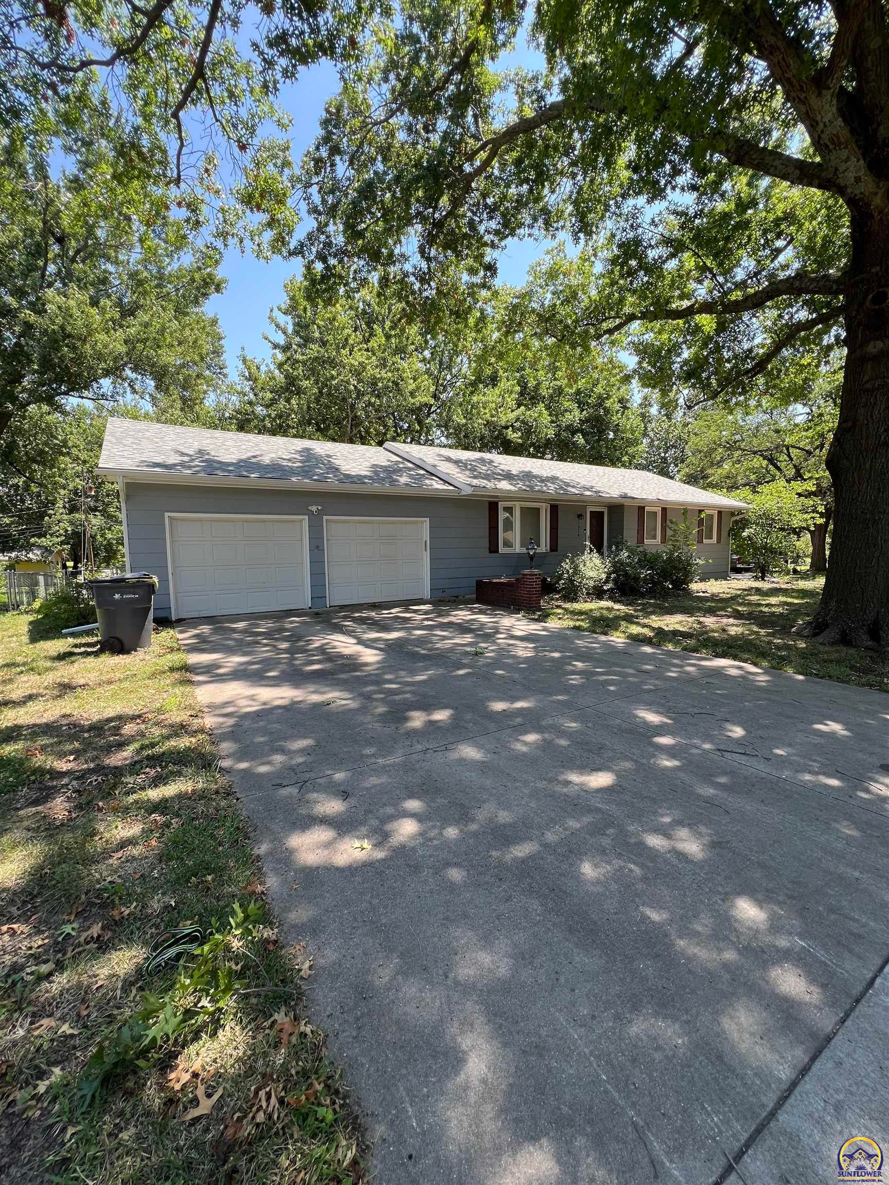 1510 Thompson St — photo