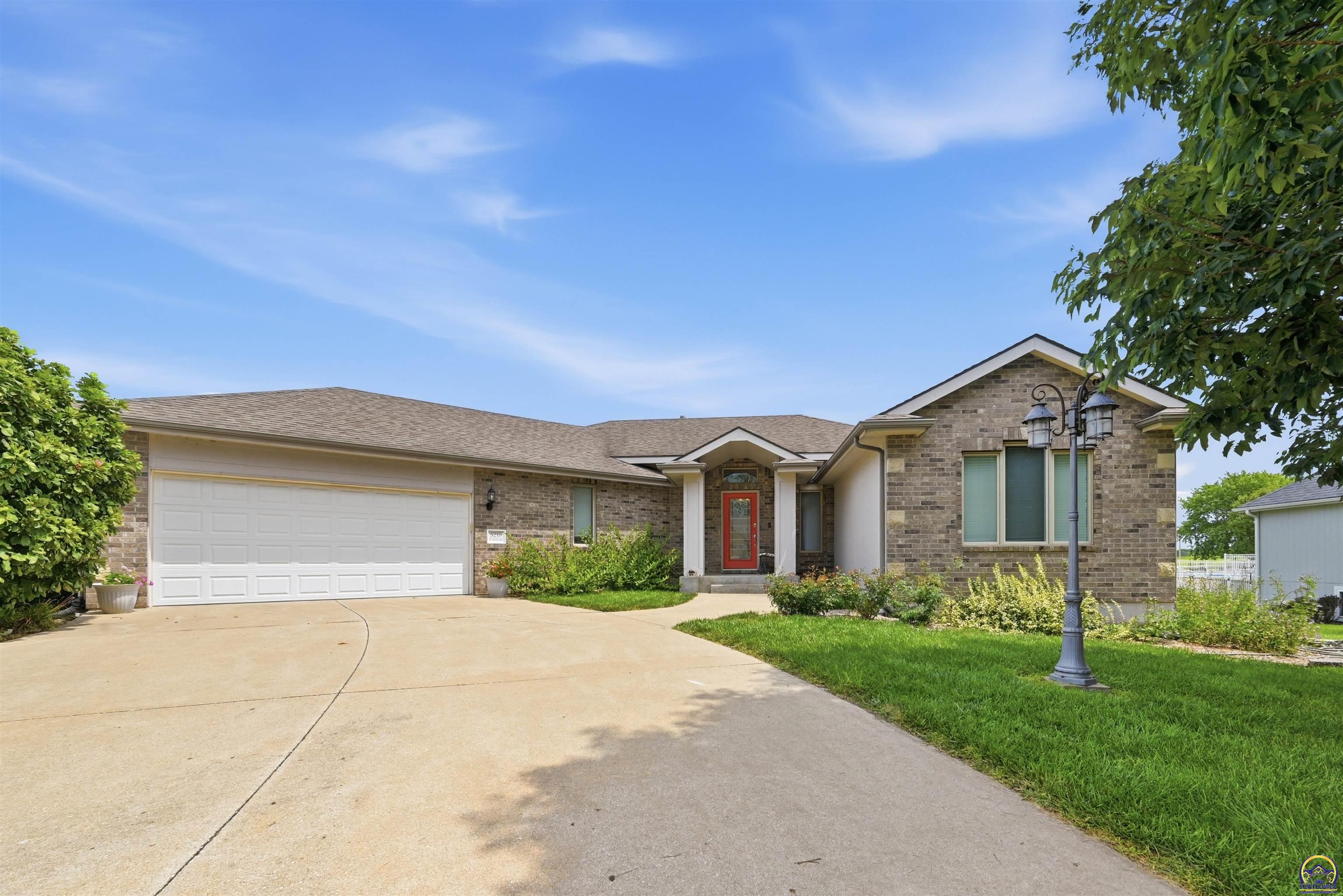 5218 NW Sterling Chase Dr — photo