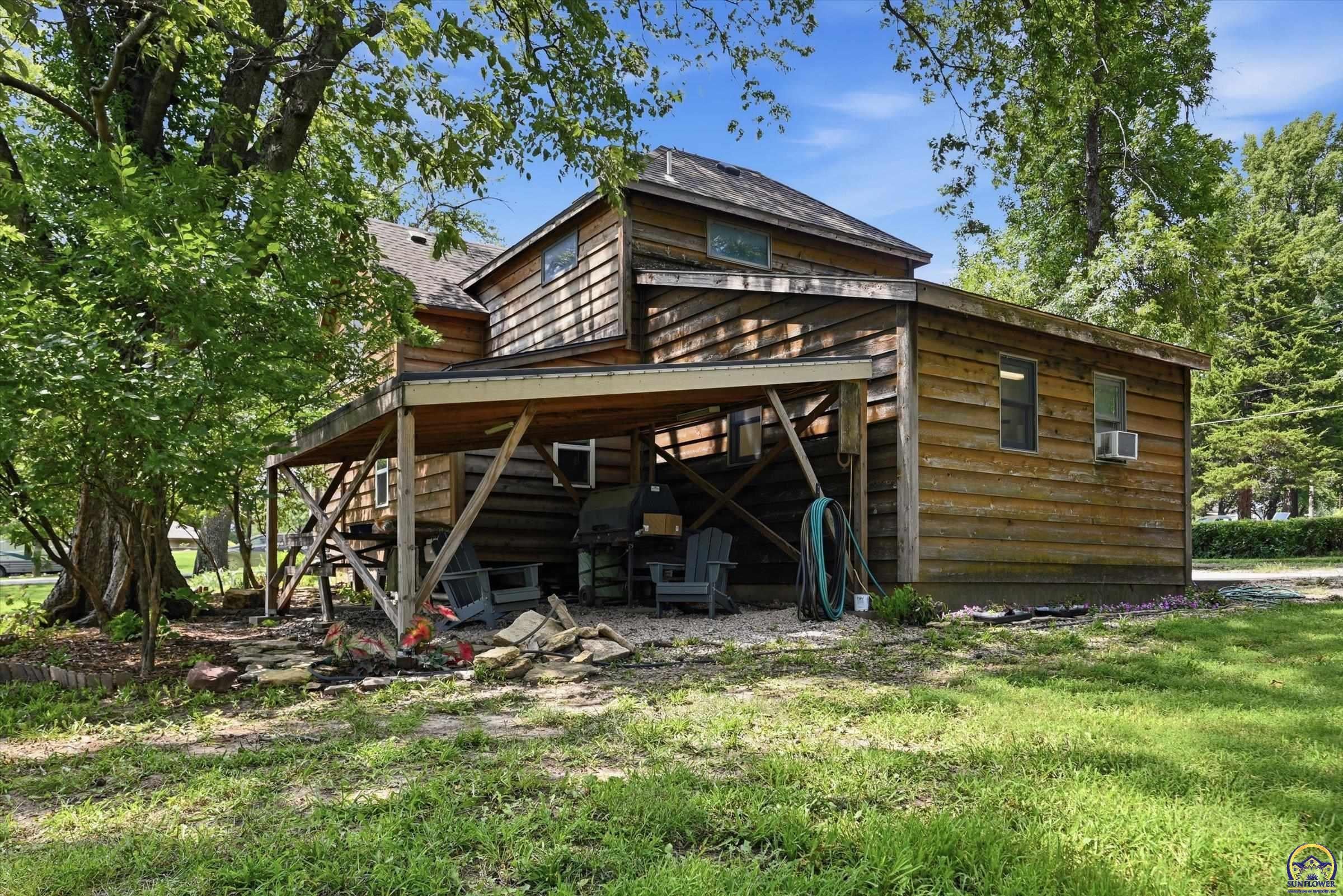 3022 NW Rochester Rd, Topeka, KS 66617 — photo 3