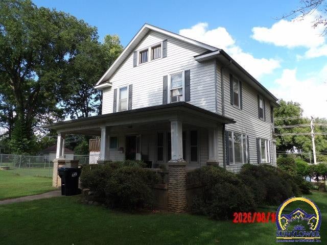 702 New York Ave — photo
