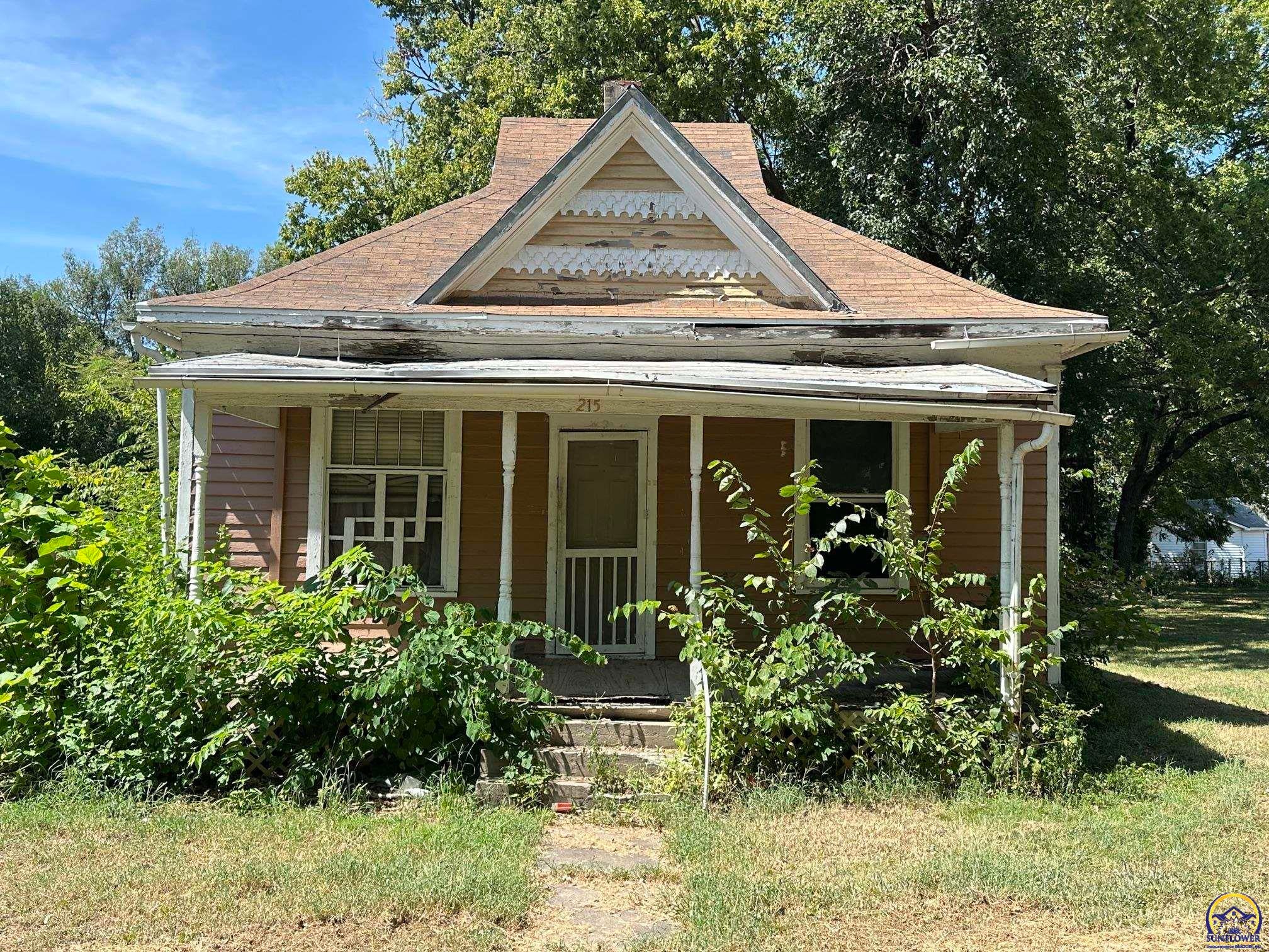 215 Exchange St — photo