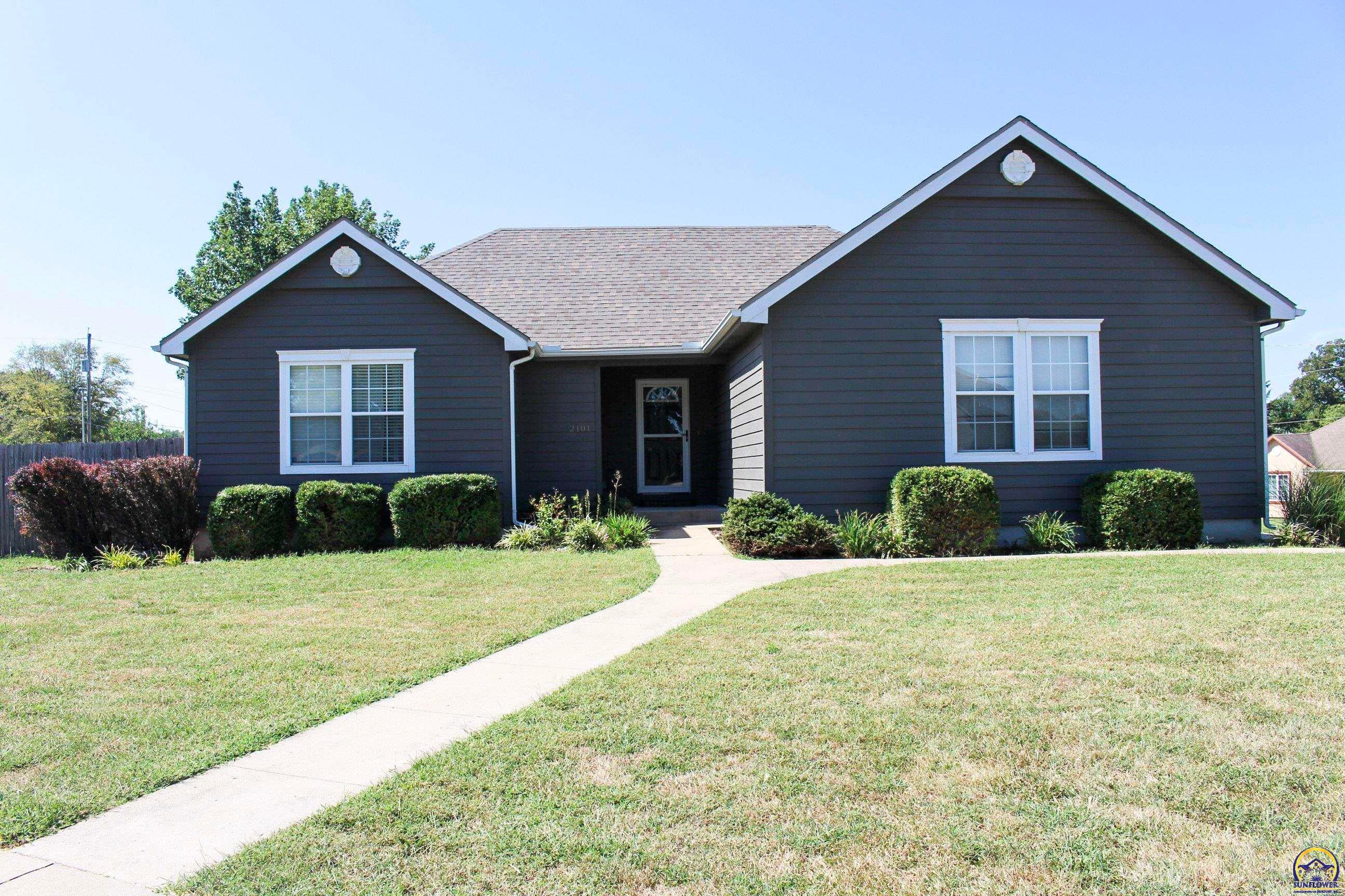 2101 SE Peace Ct — photo