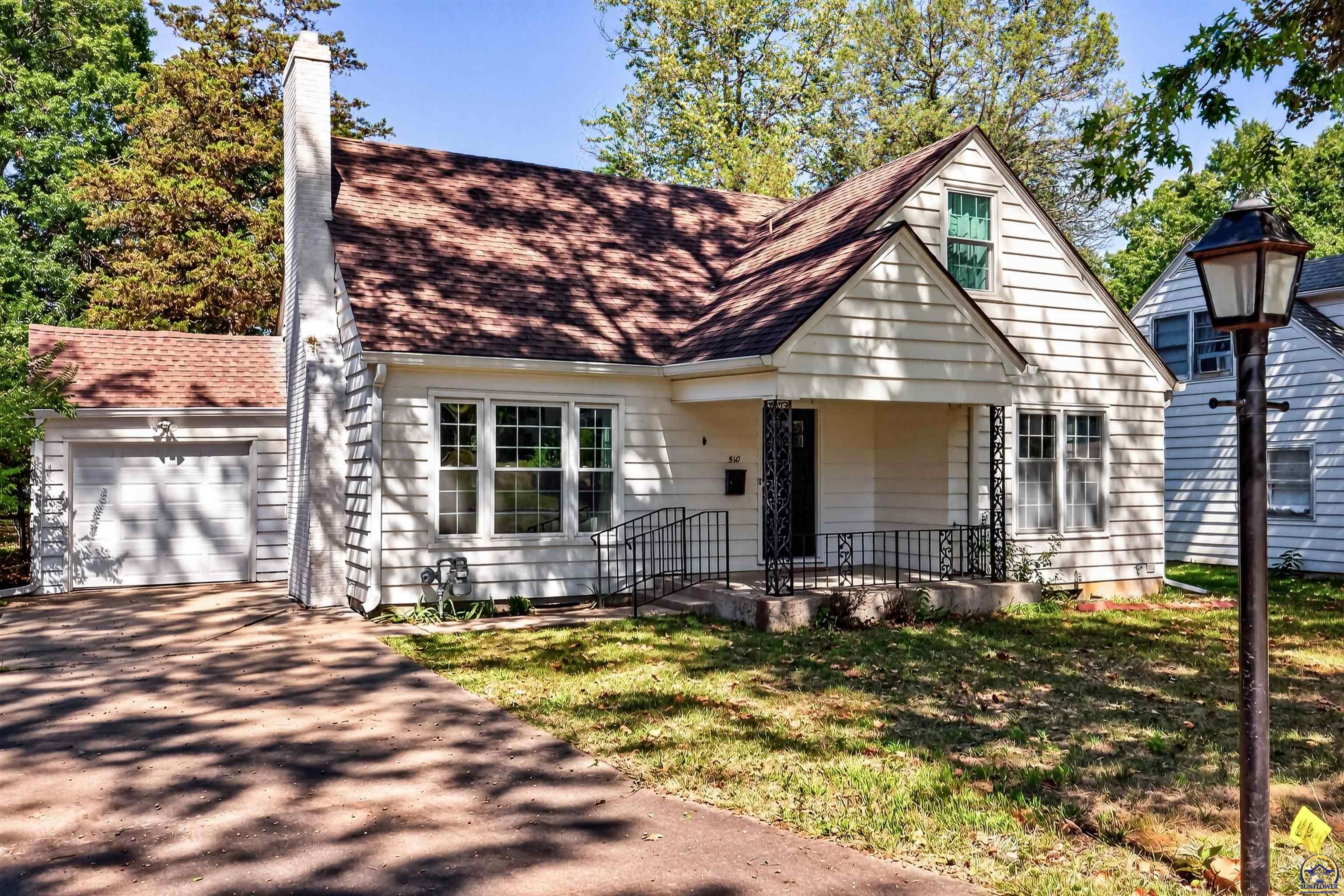 510 SW Merriam Ct — photo