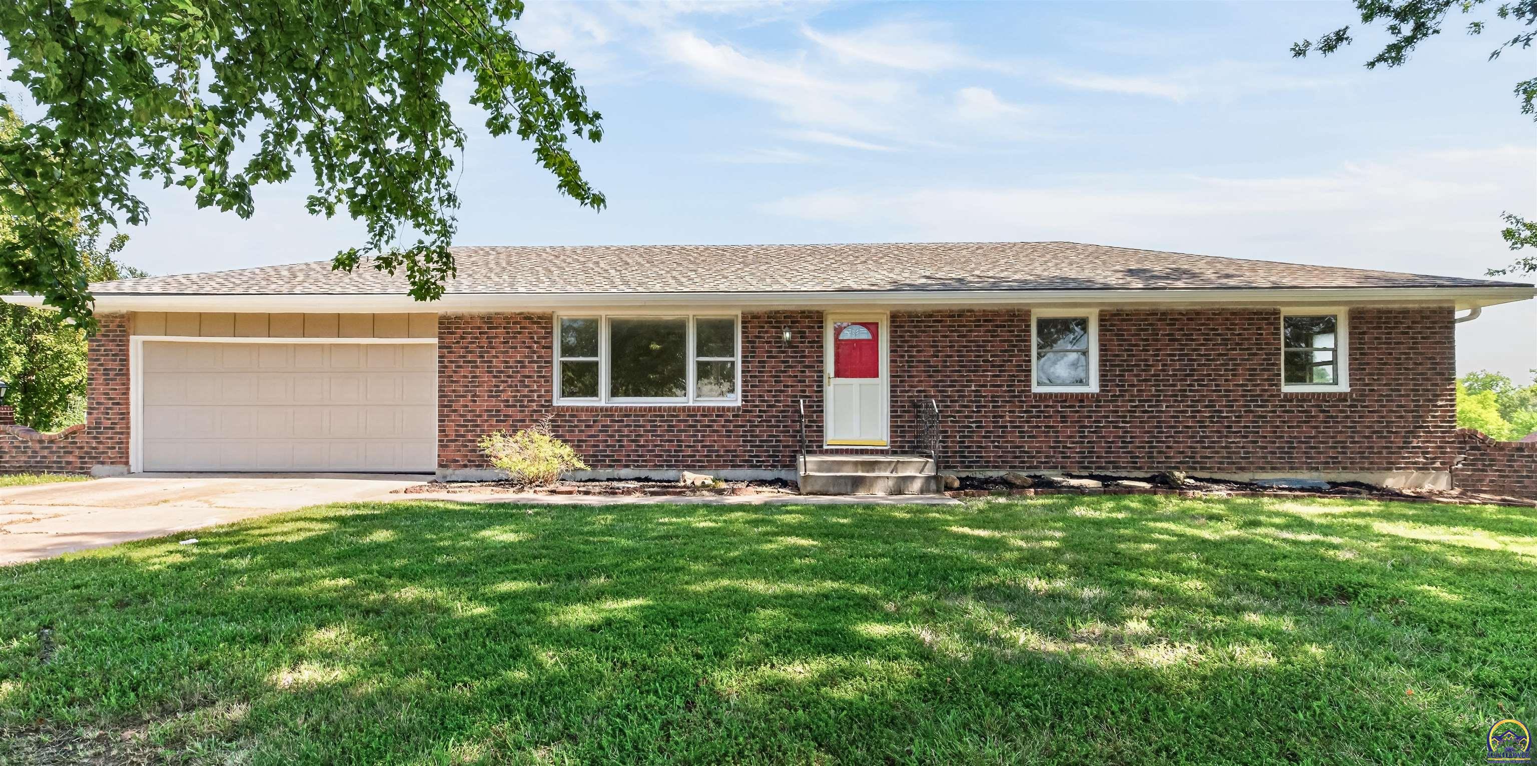 3411 SE Shawano Dr — photo