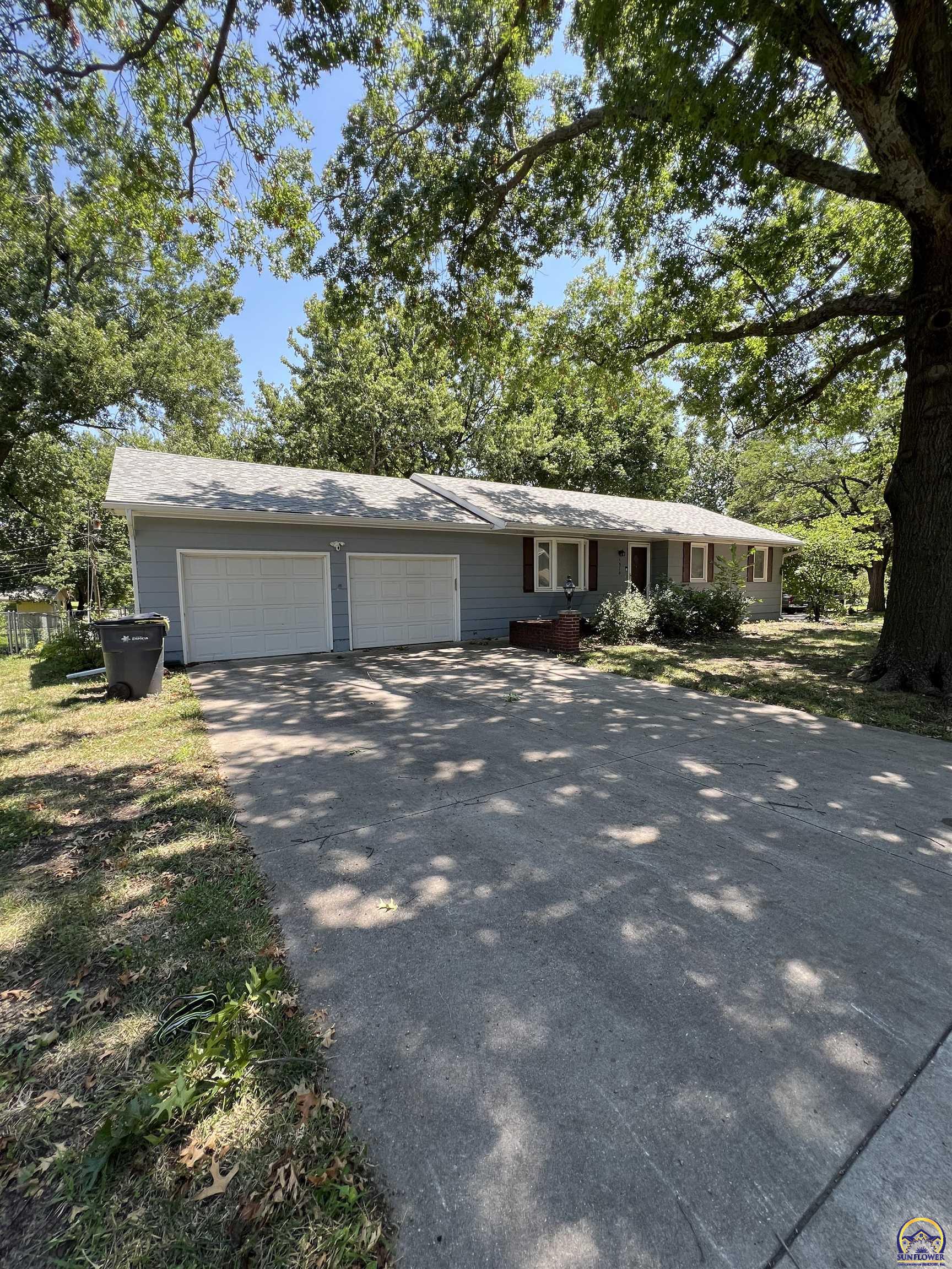 1510 Thompson St — photo