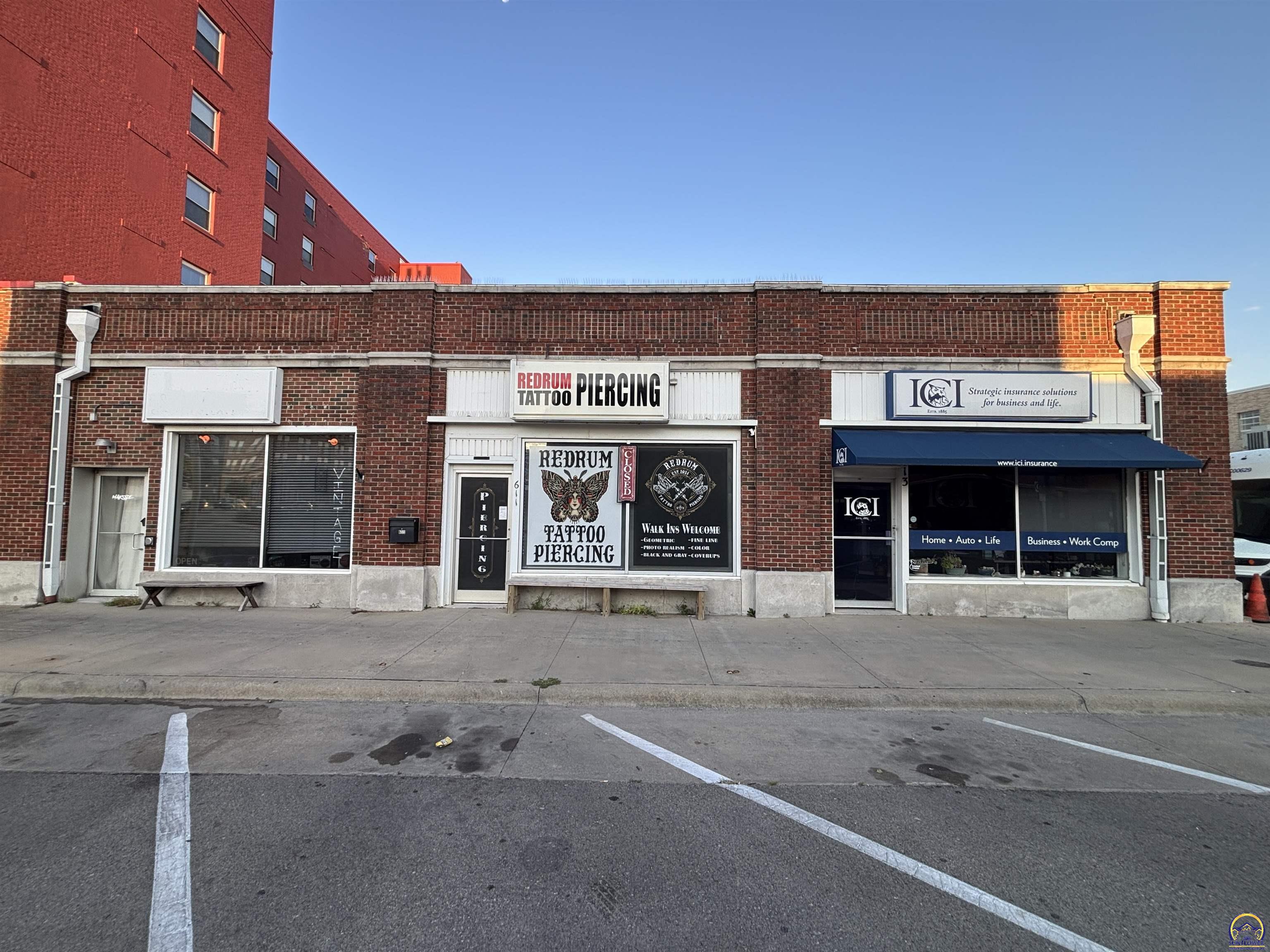 609 Merchant — photo