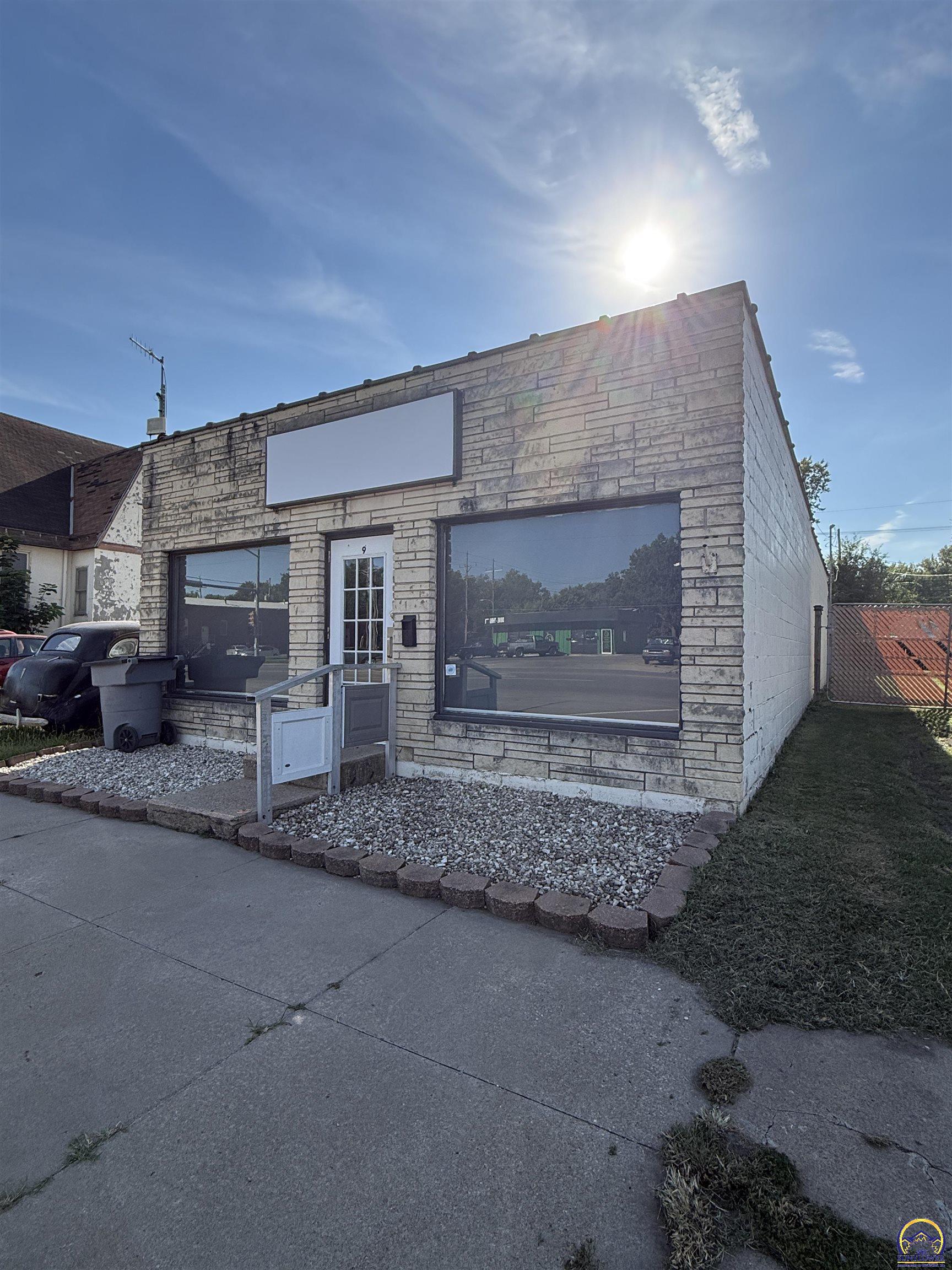 9 Commercial St — photo