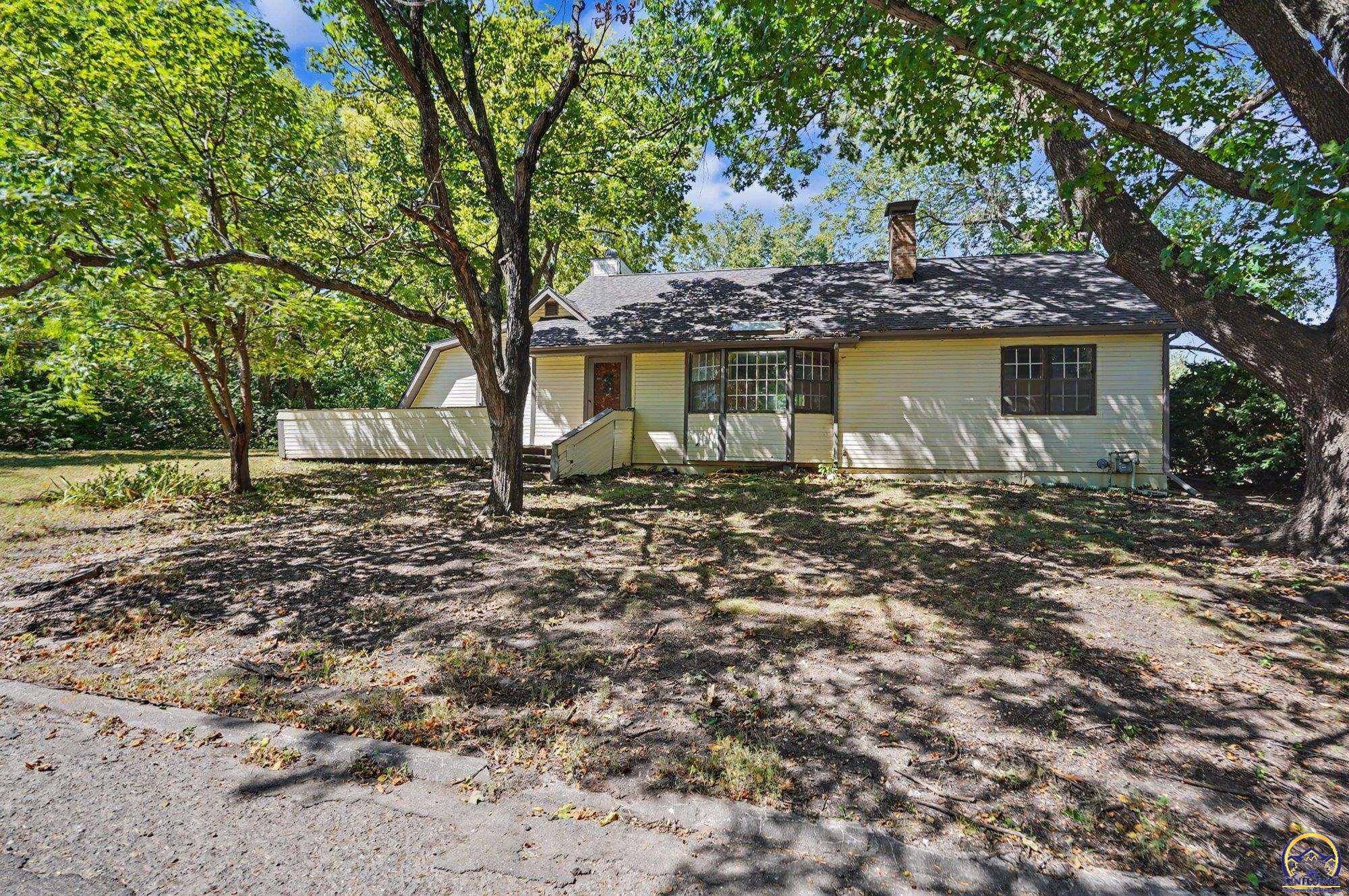 241 Concord Rd — photo
