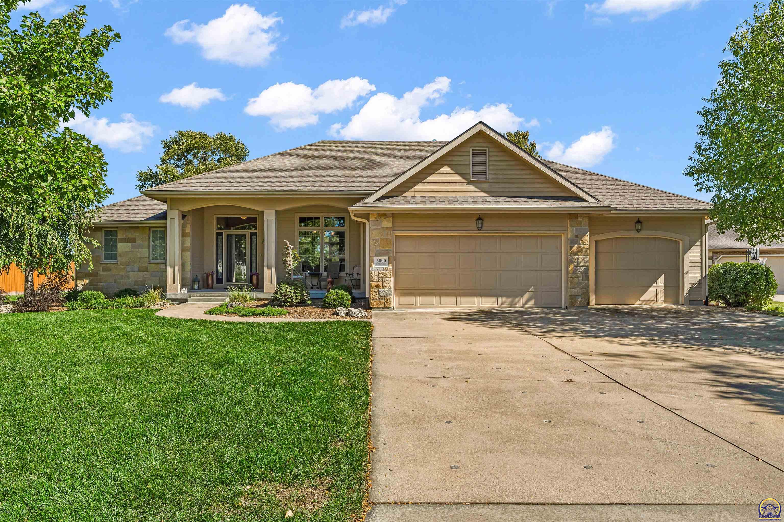 5000 NW Sterling Chase Dr — photo