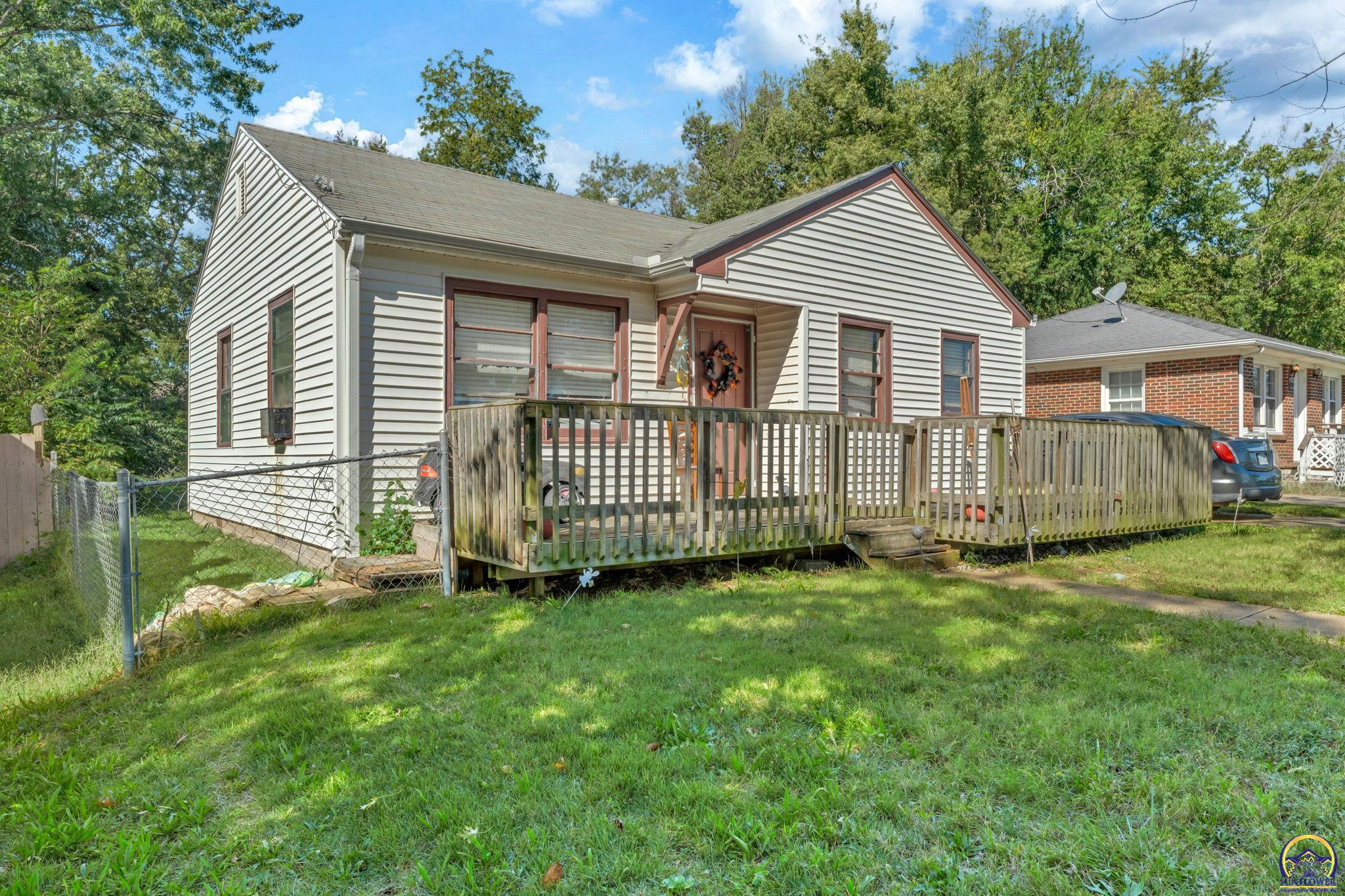 2337 SW Van Buren St R43545, R43582, R43583, Topeka, KS 66611 — photo 3