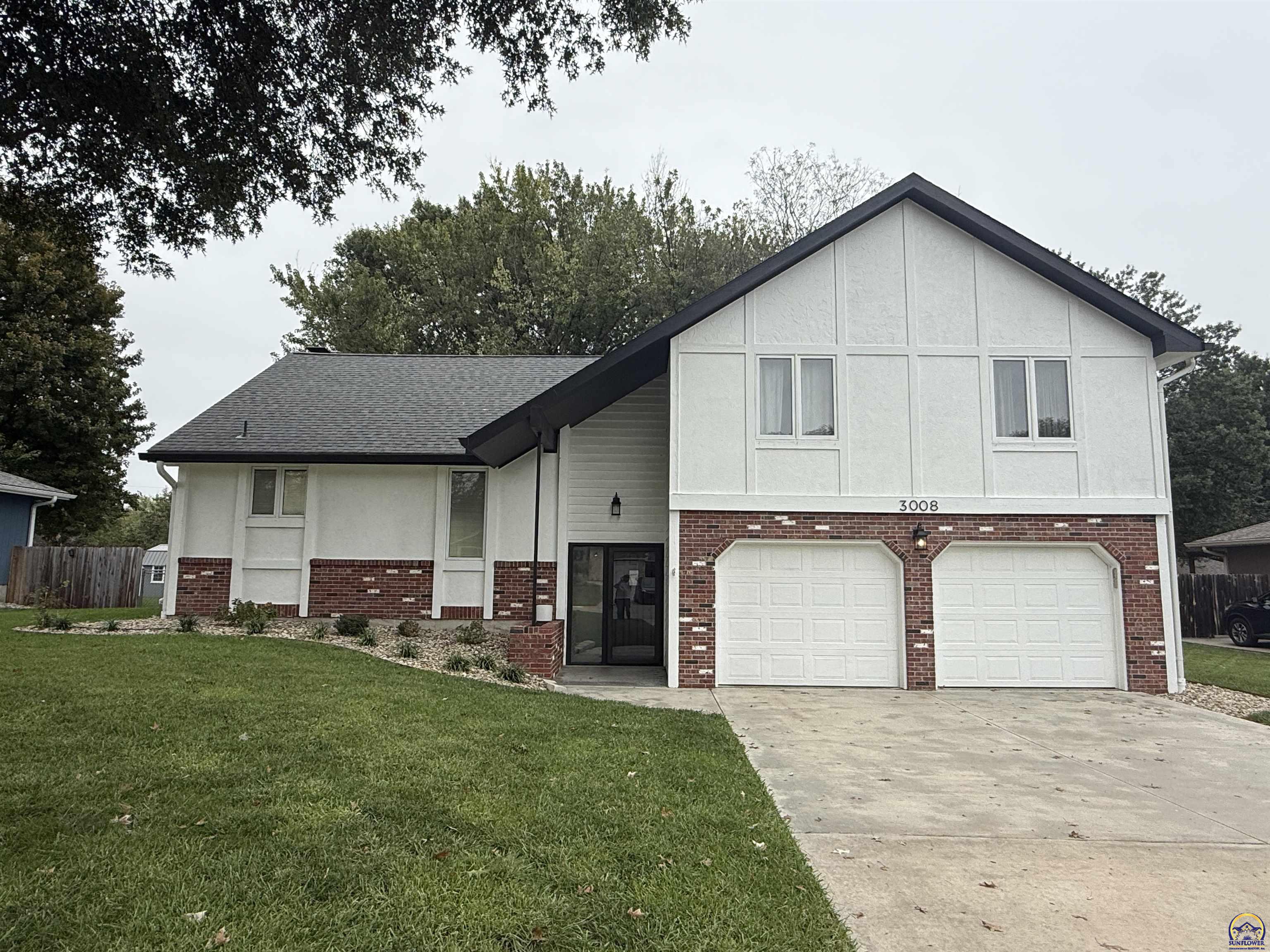 3008 SW Arvonia Pl — photo