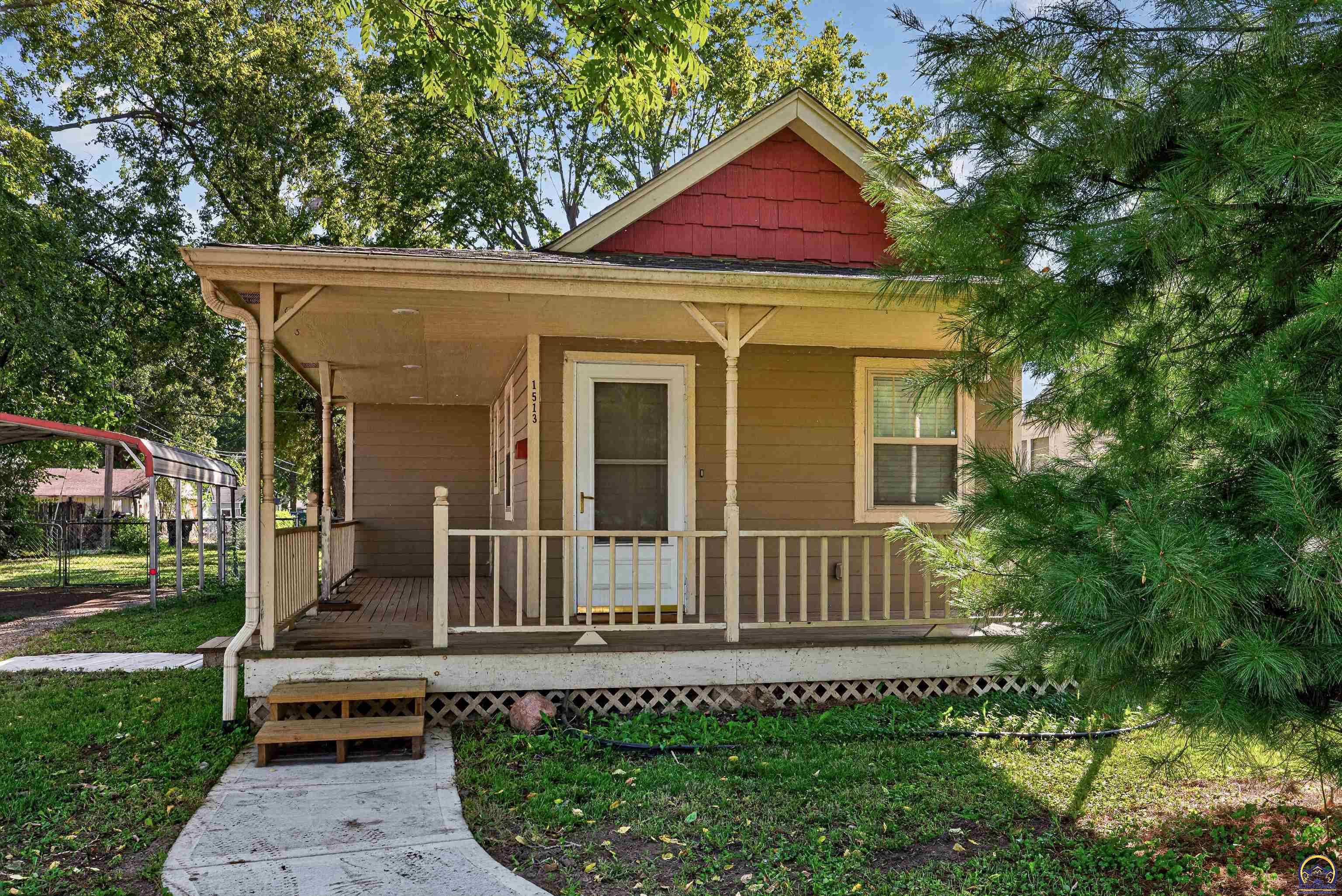 1513 NE Seward Ave — photo