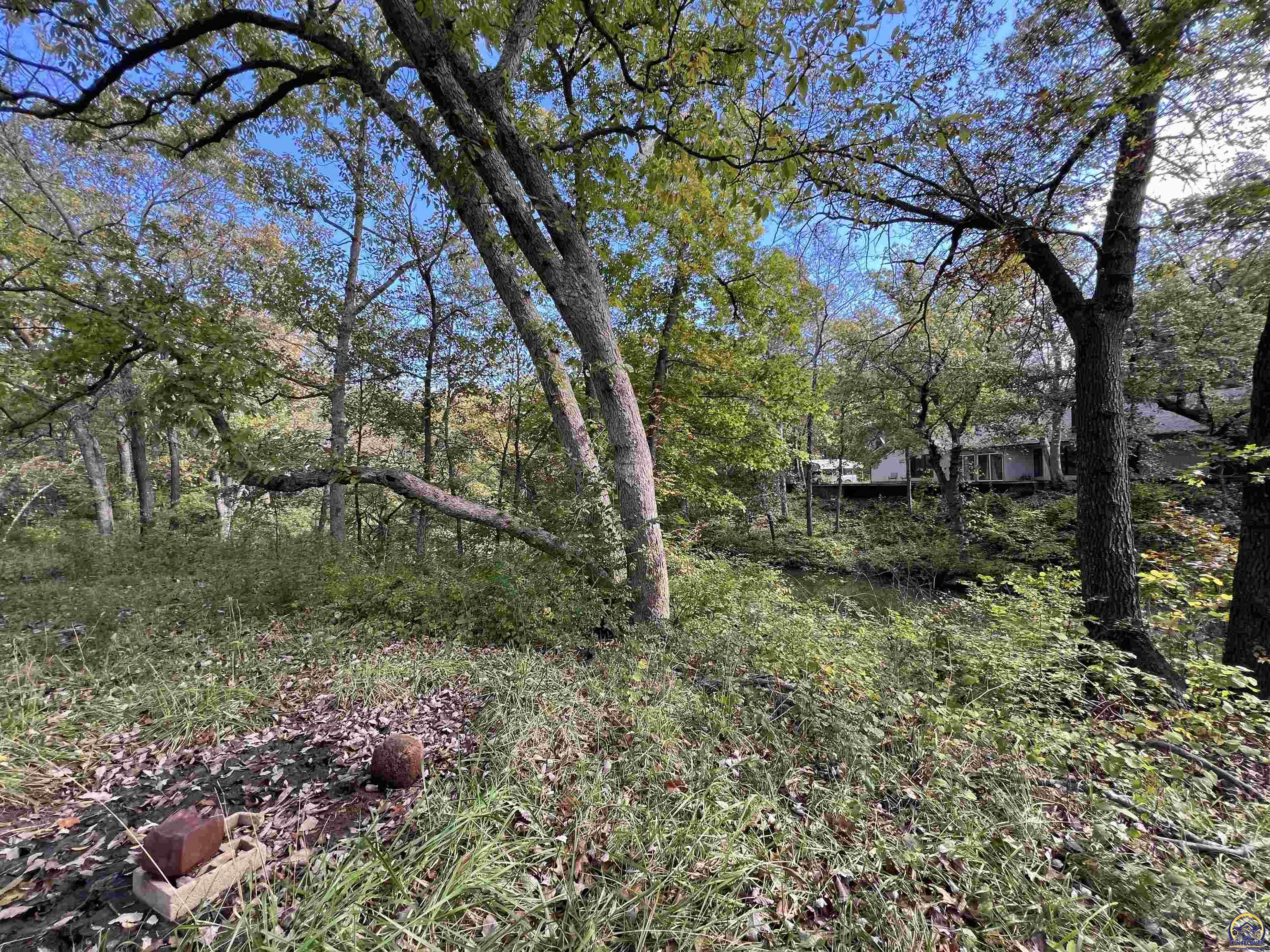 9495 Deer Trail Rd — photo