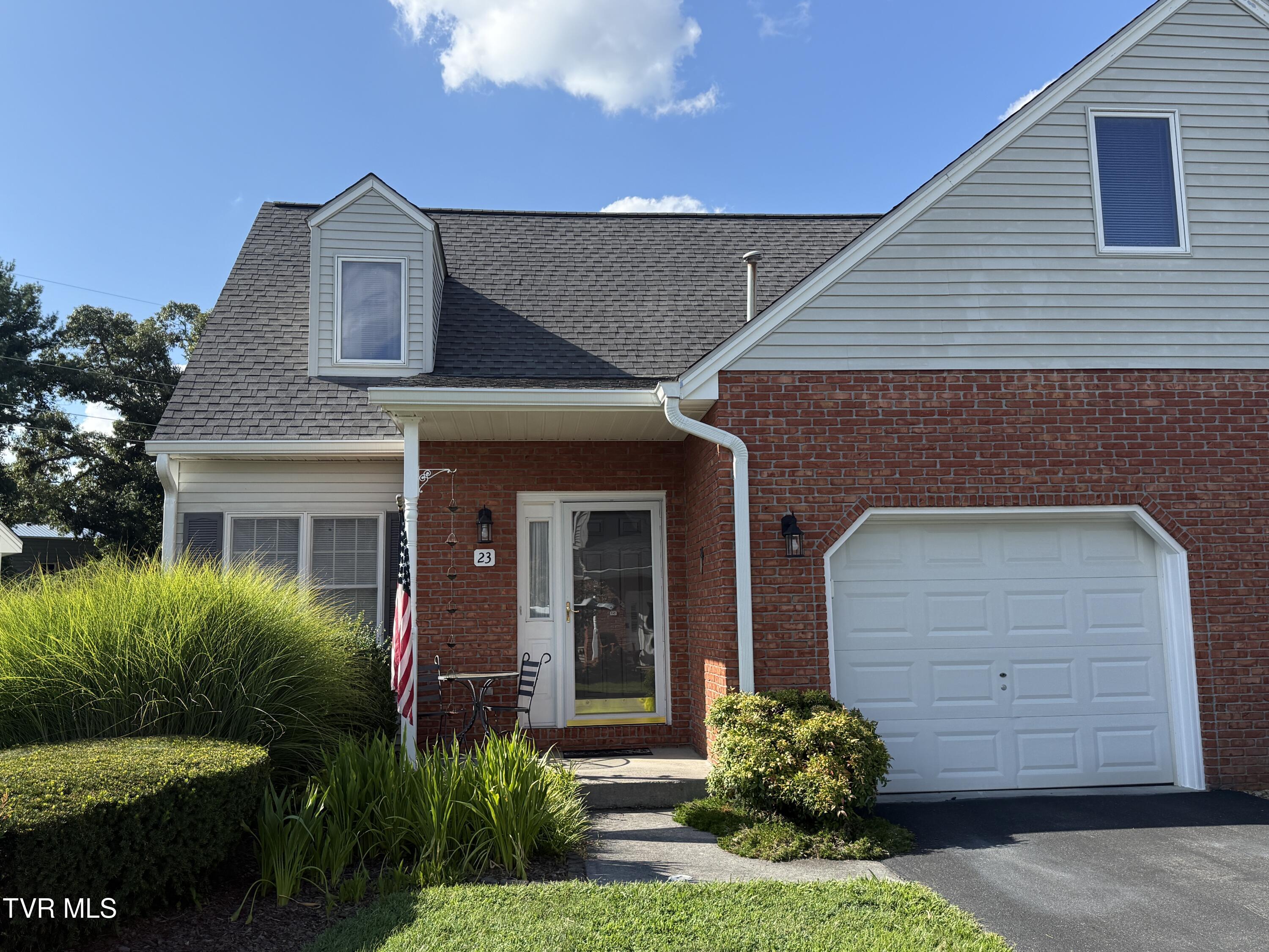 1725 West Lakeview Drive Unit 23 — photo