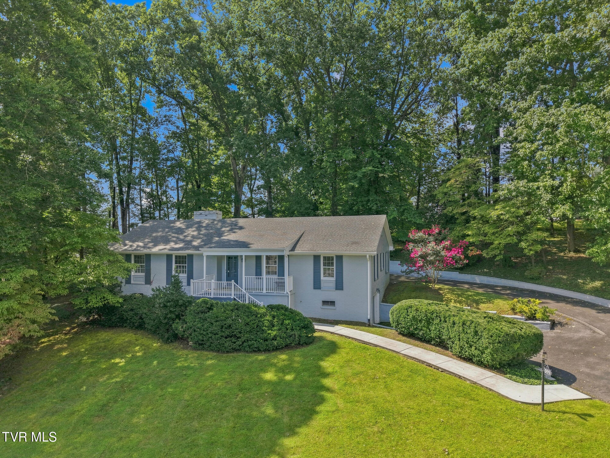 599 Green Hill Road — photo