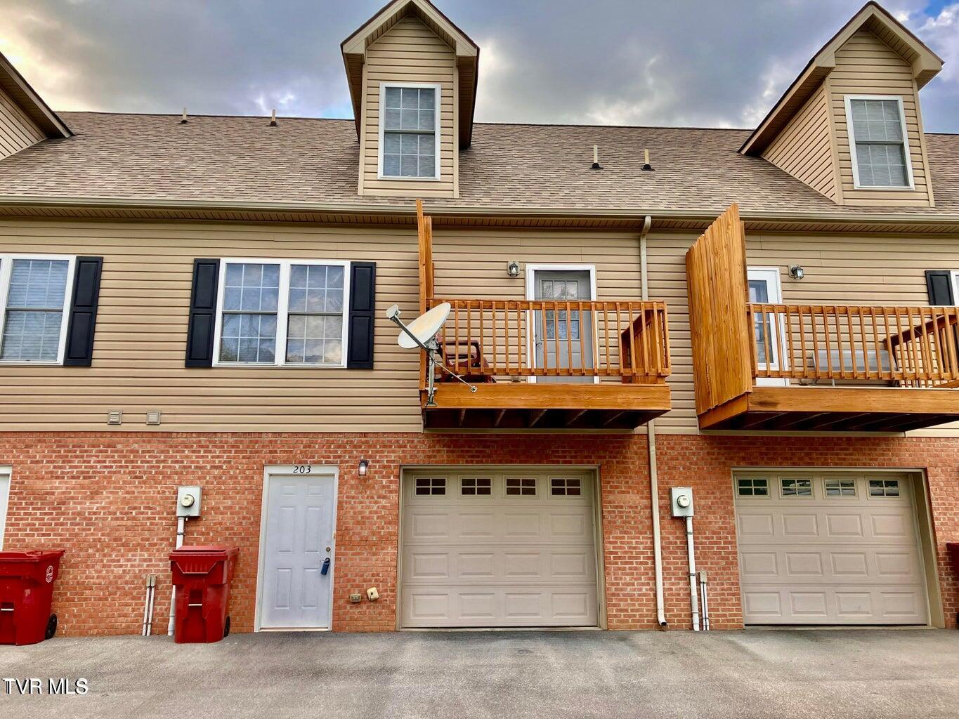 2108 Pleasant View Drive 203 — photo