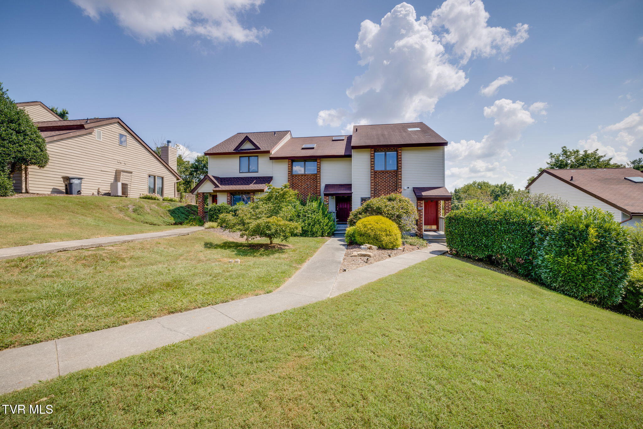 253 Willowbend Drive 253 — photo