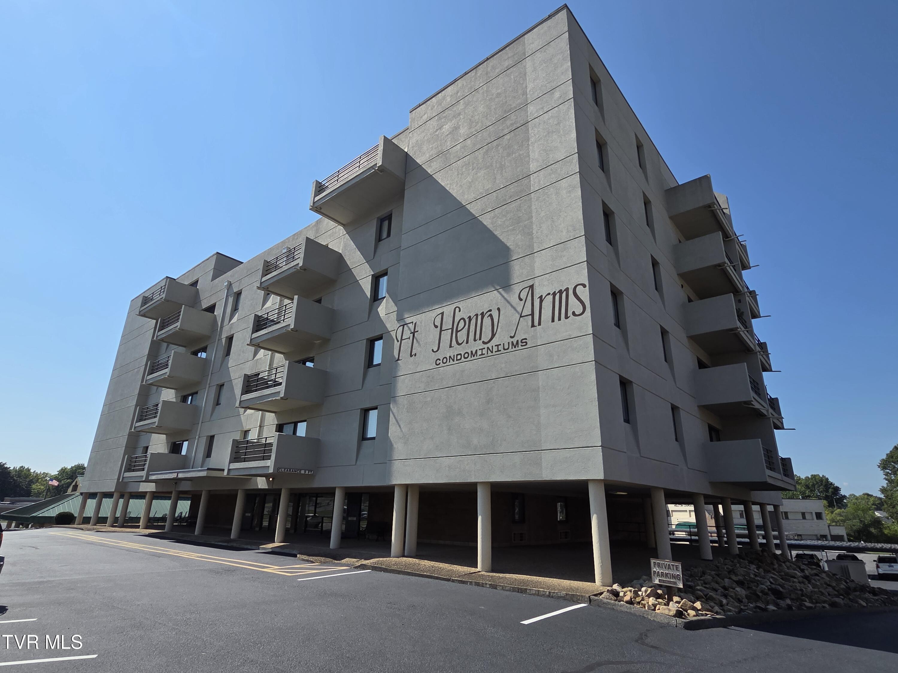 1585 Fort Henry Drive Apt 3F — photo