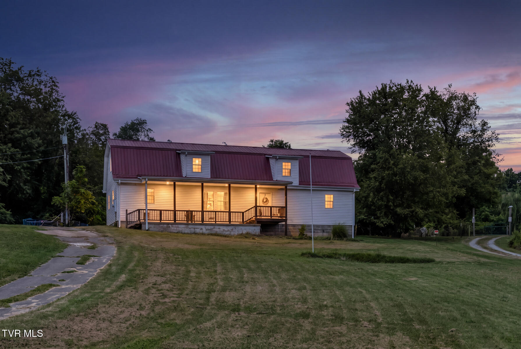 450 Sinking Springs Rd Extension — photo