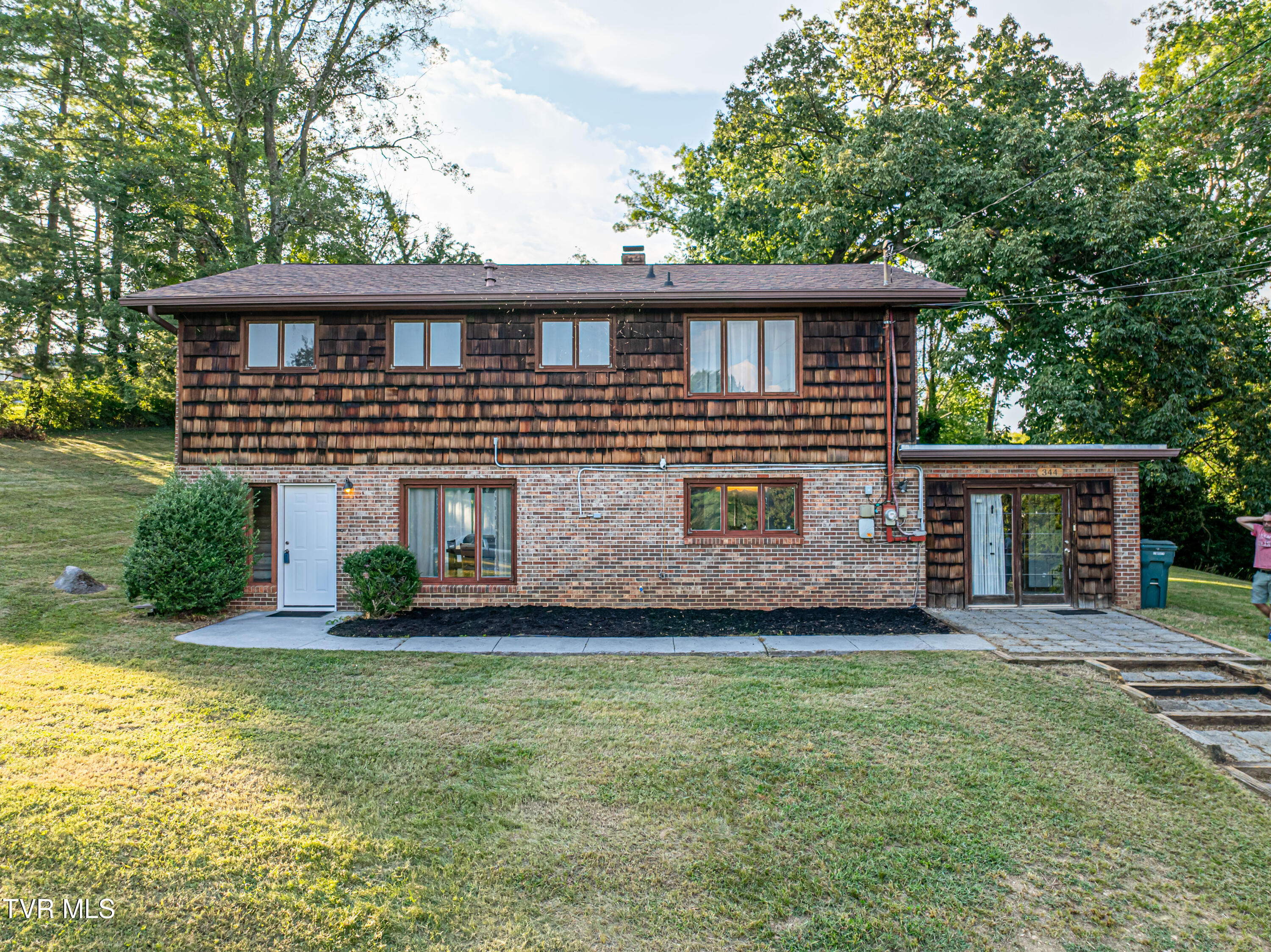 344 Kilgore Drive — photo