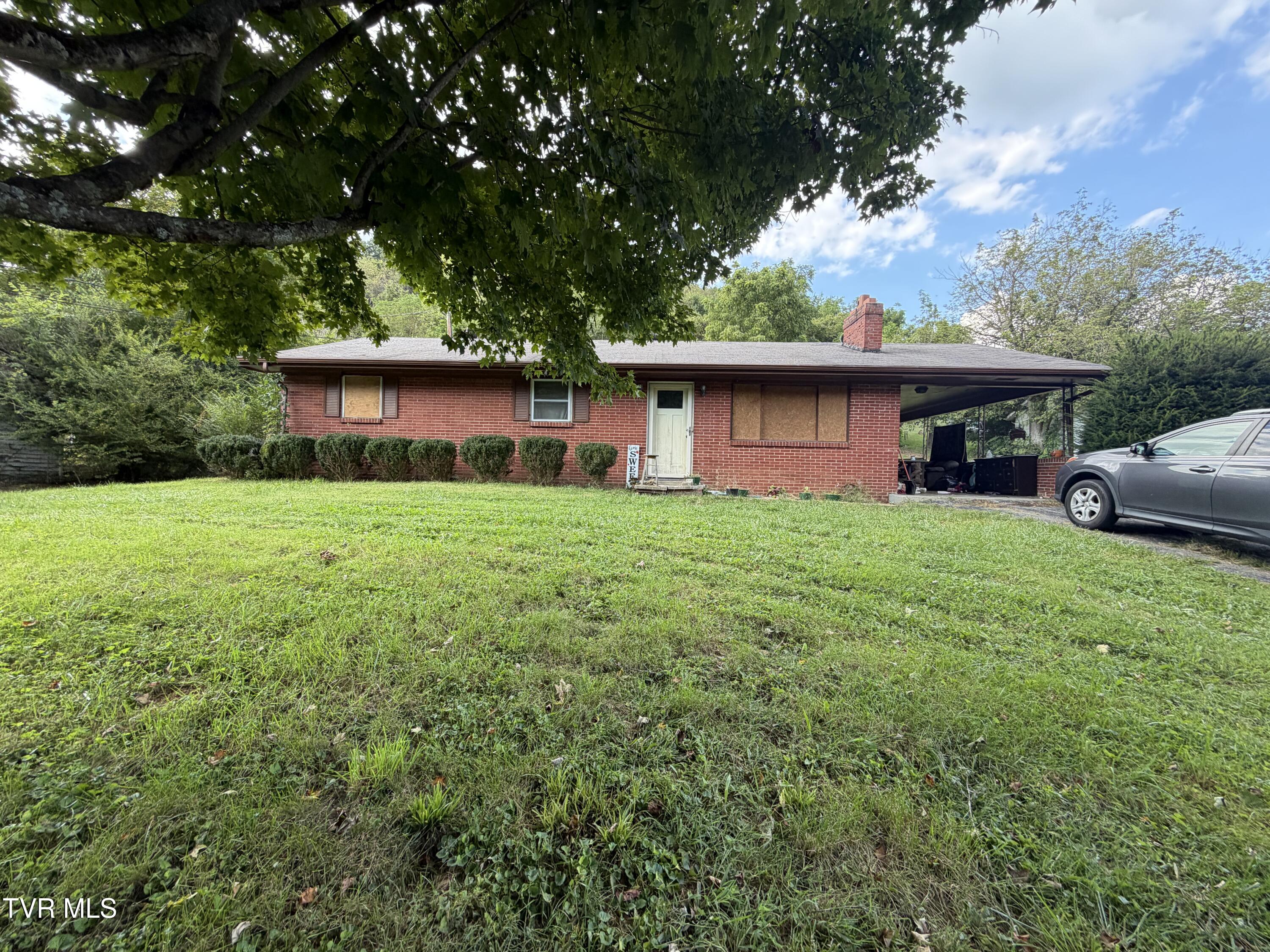 1447 Thompson Creek Road — photo