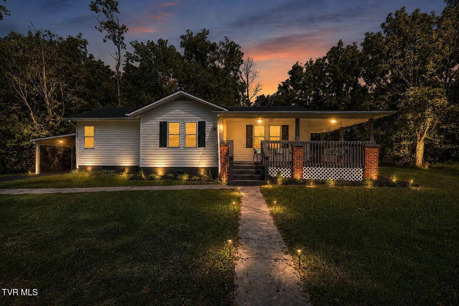 1041 Walnut Grove Road — photo