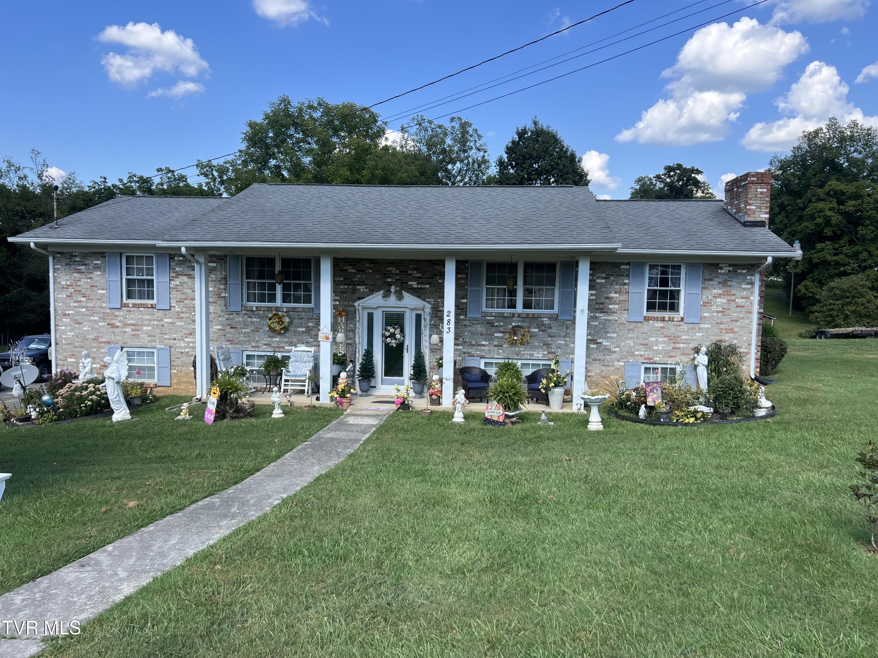 283 Flemings Drive — photo