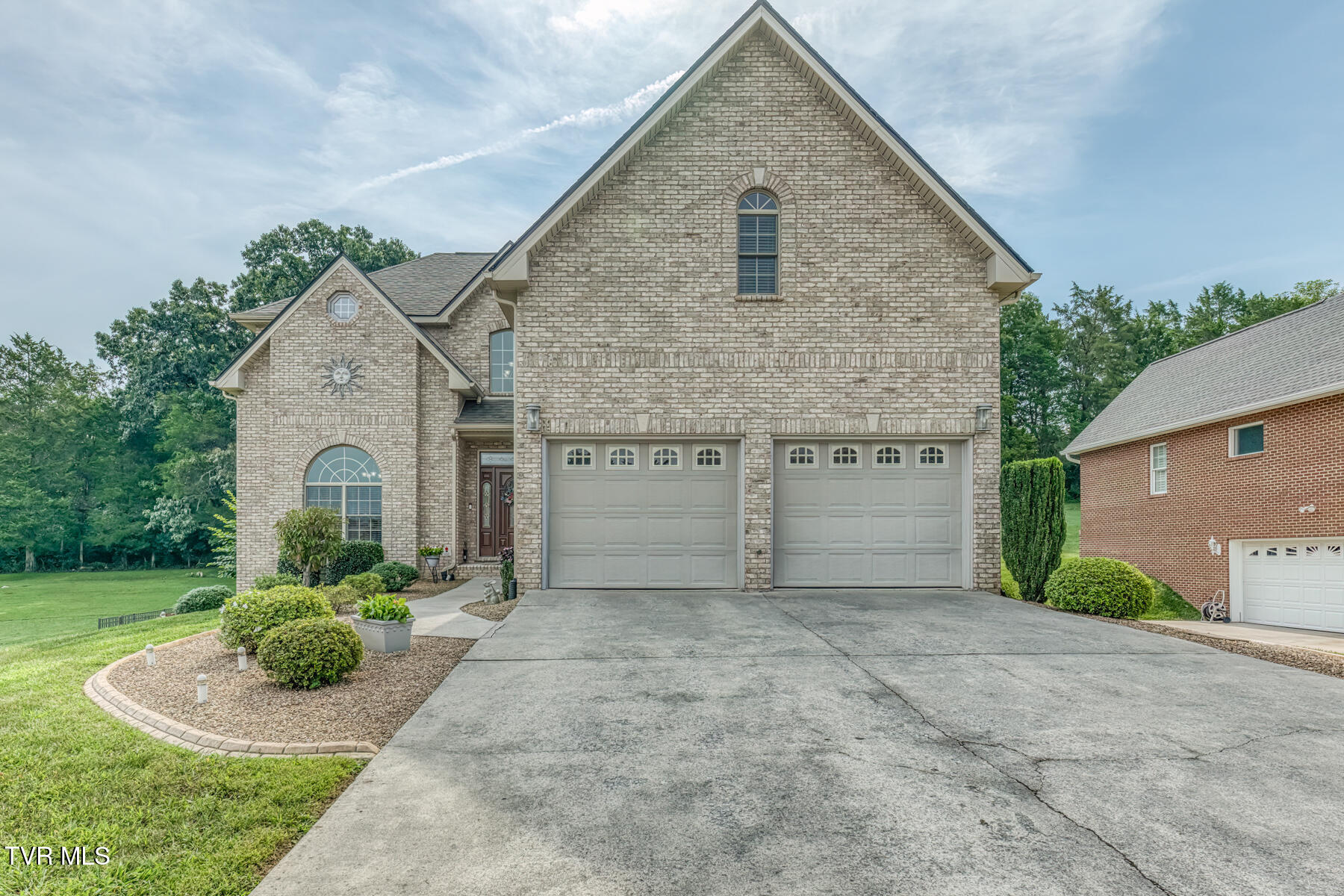 364 Wiltshire Drive — photo
