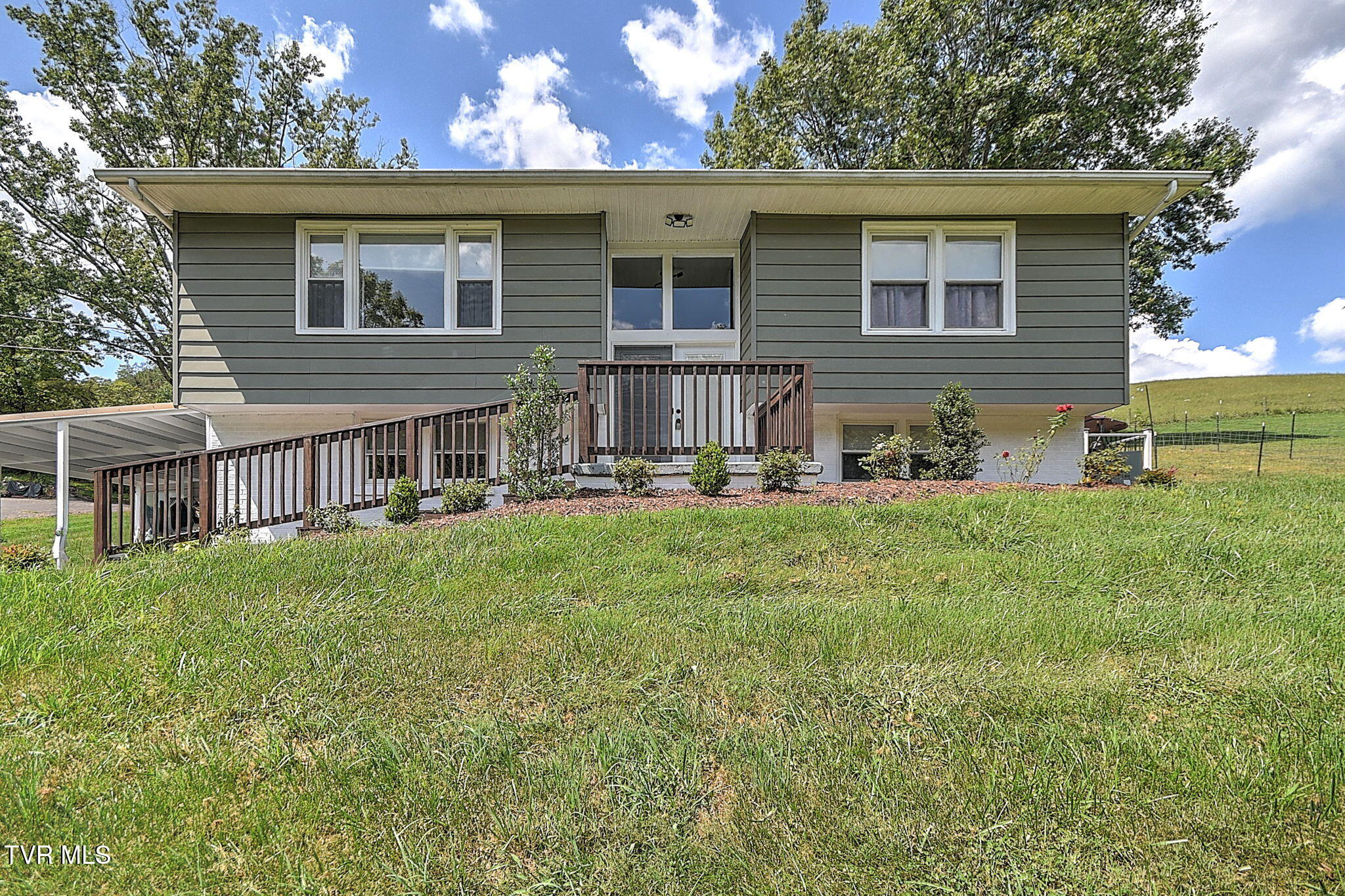 6814 Gate City Highway — photo