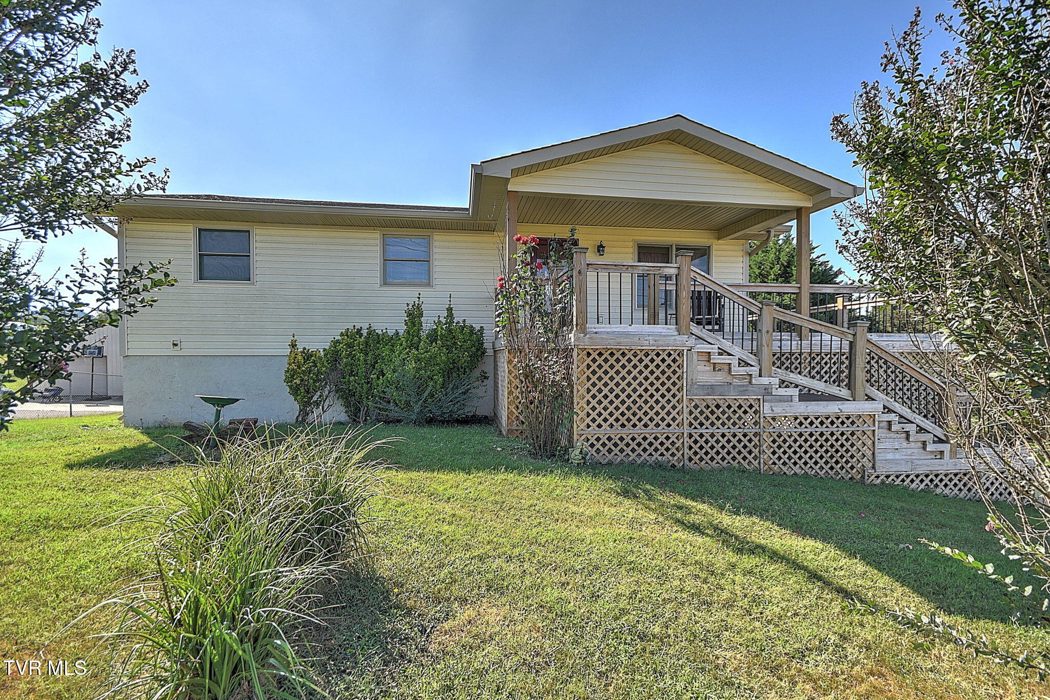 112 Smith Lane — photo