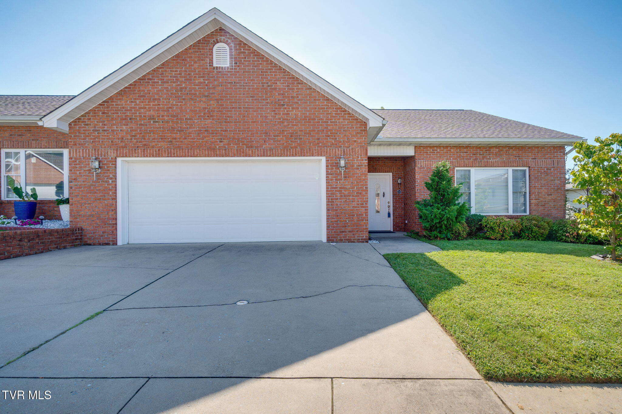 112 Southridge Drive 112 — photo